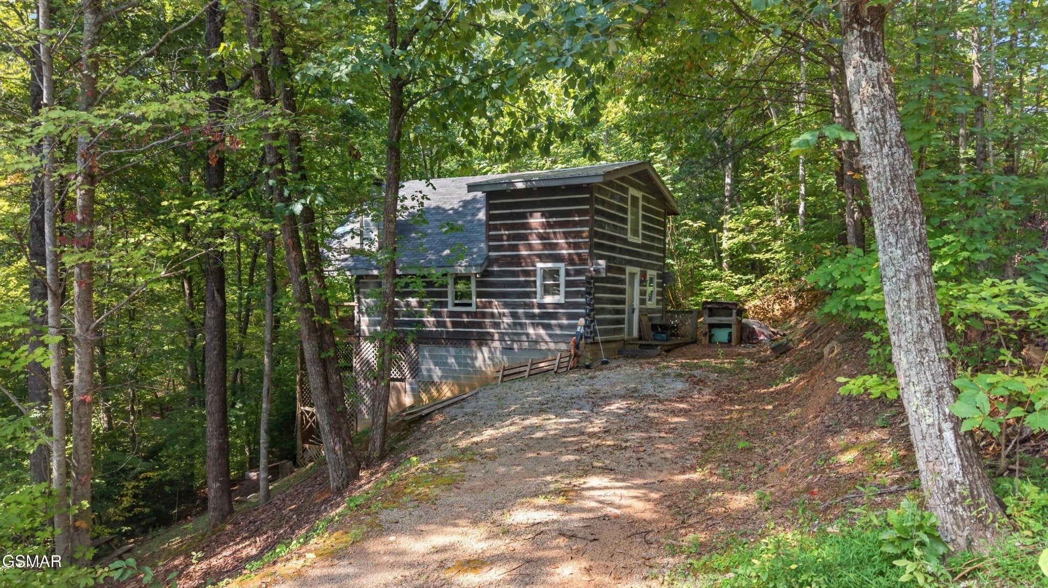 703 Fred Harrison Way — photo