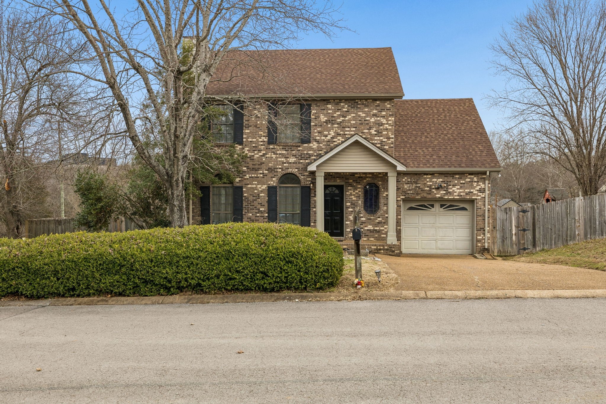 7701 Poplar Ridge Dr — photo