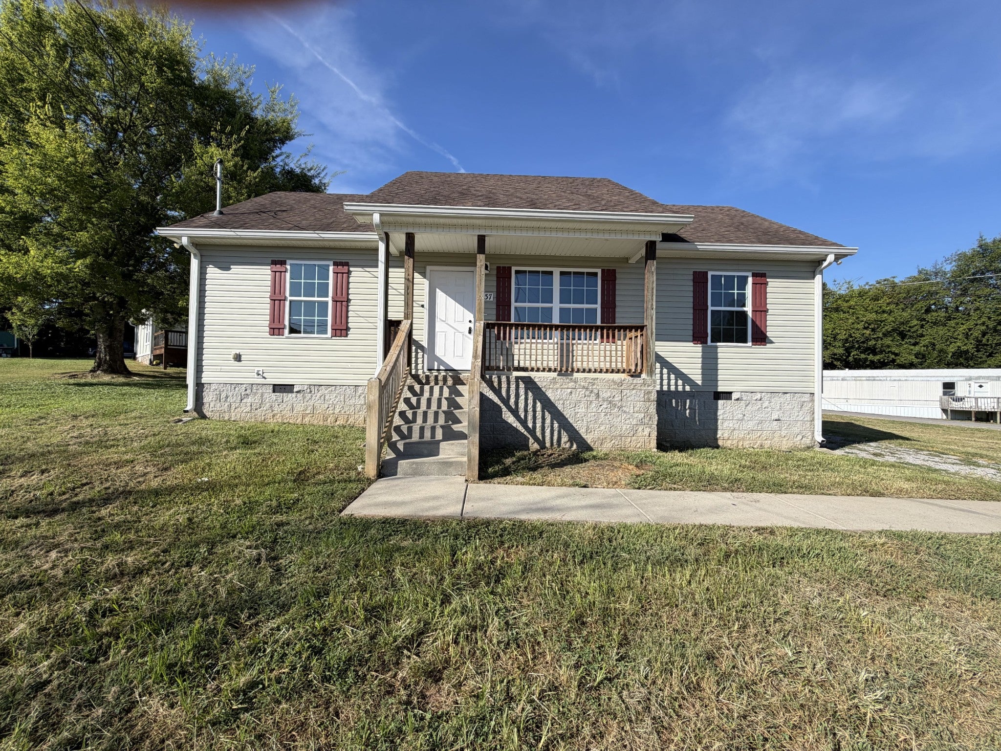 1437 Silver Creek Rd — photo