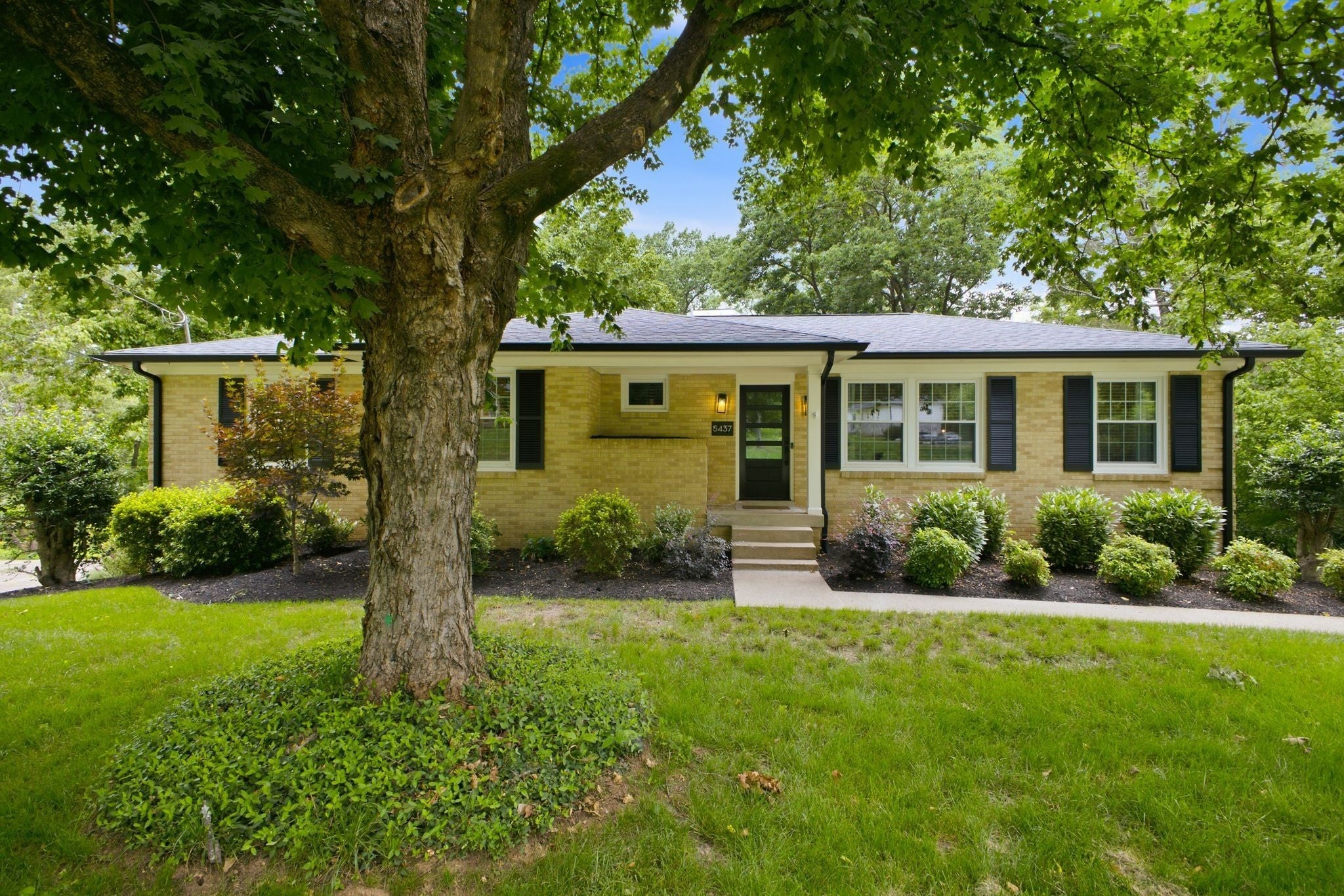5437 Hill Road Cir — photo