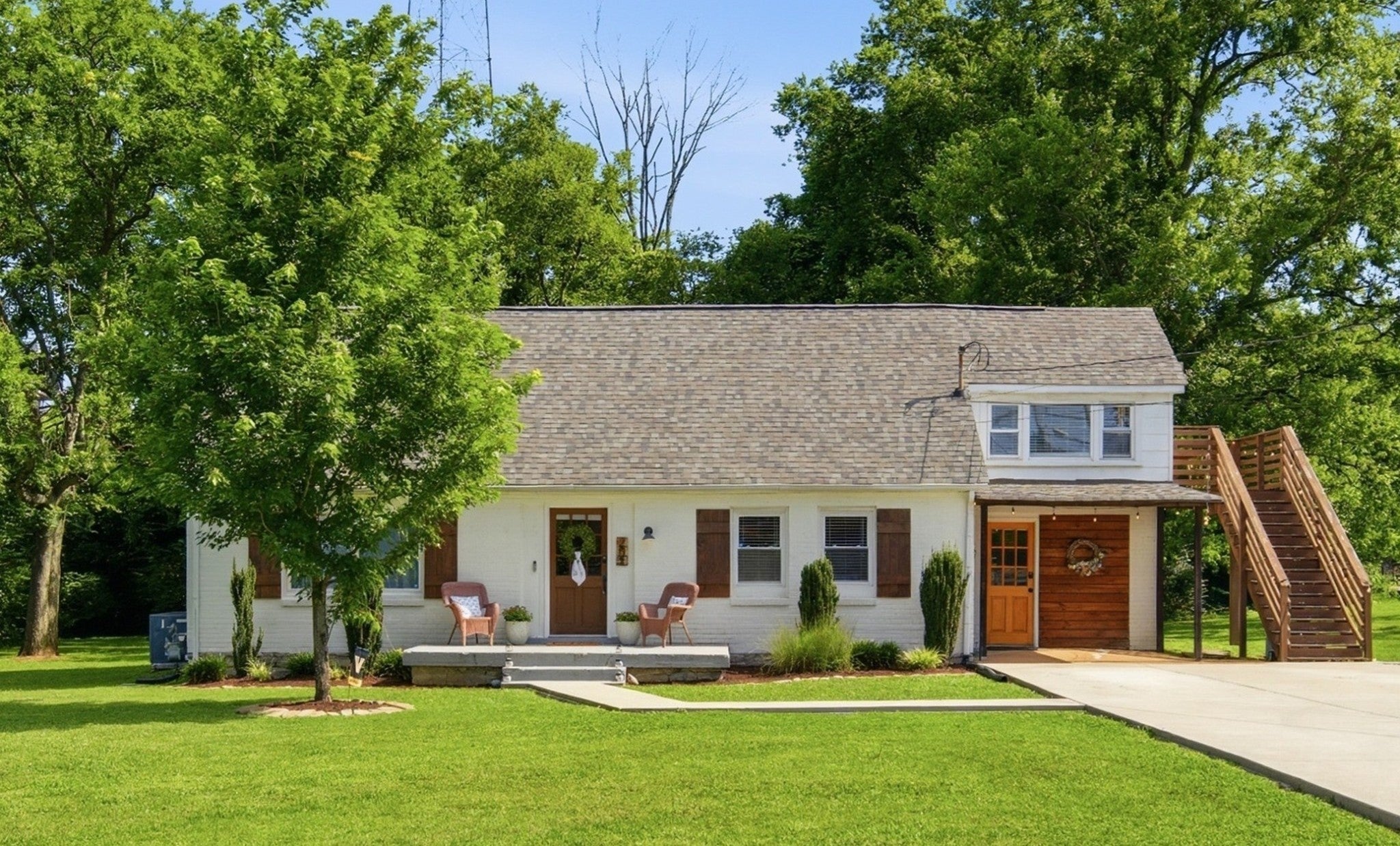 201 Maplewood Trce — photo