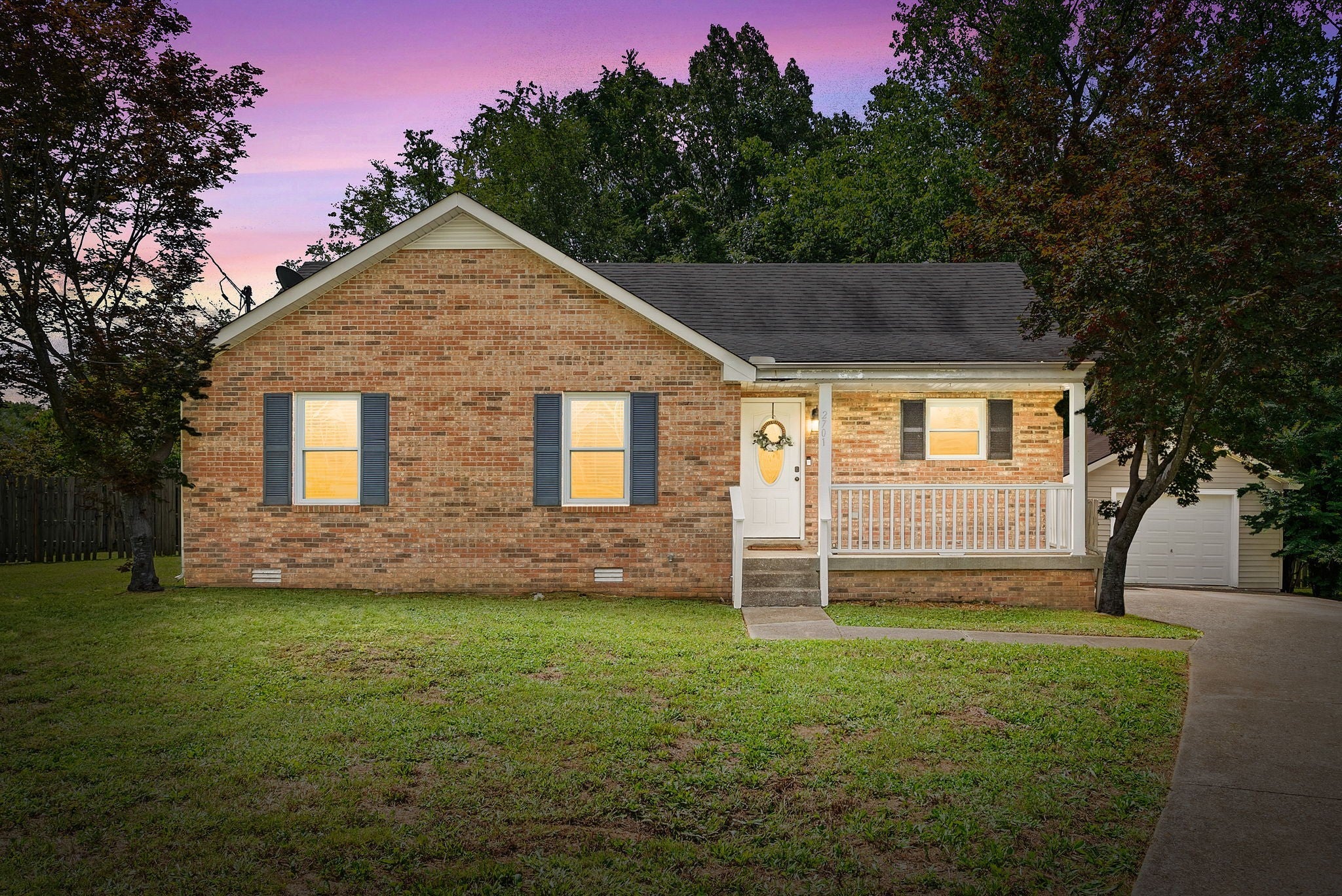 2701 E Copeland Court — photo