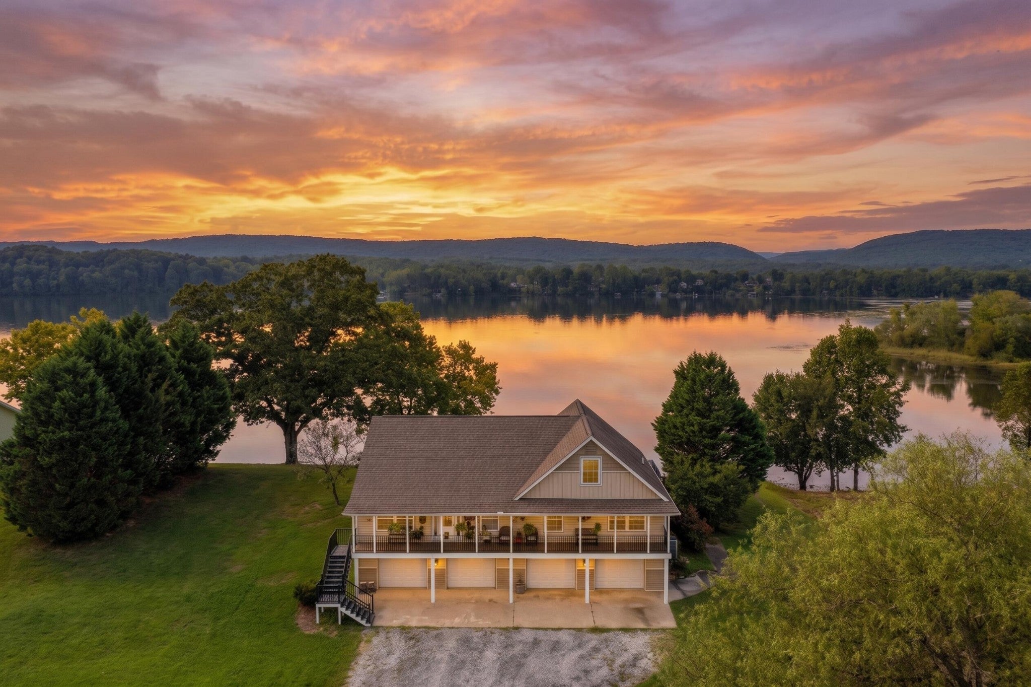 122 Eagle Point Drive — photo