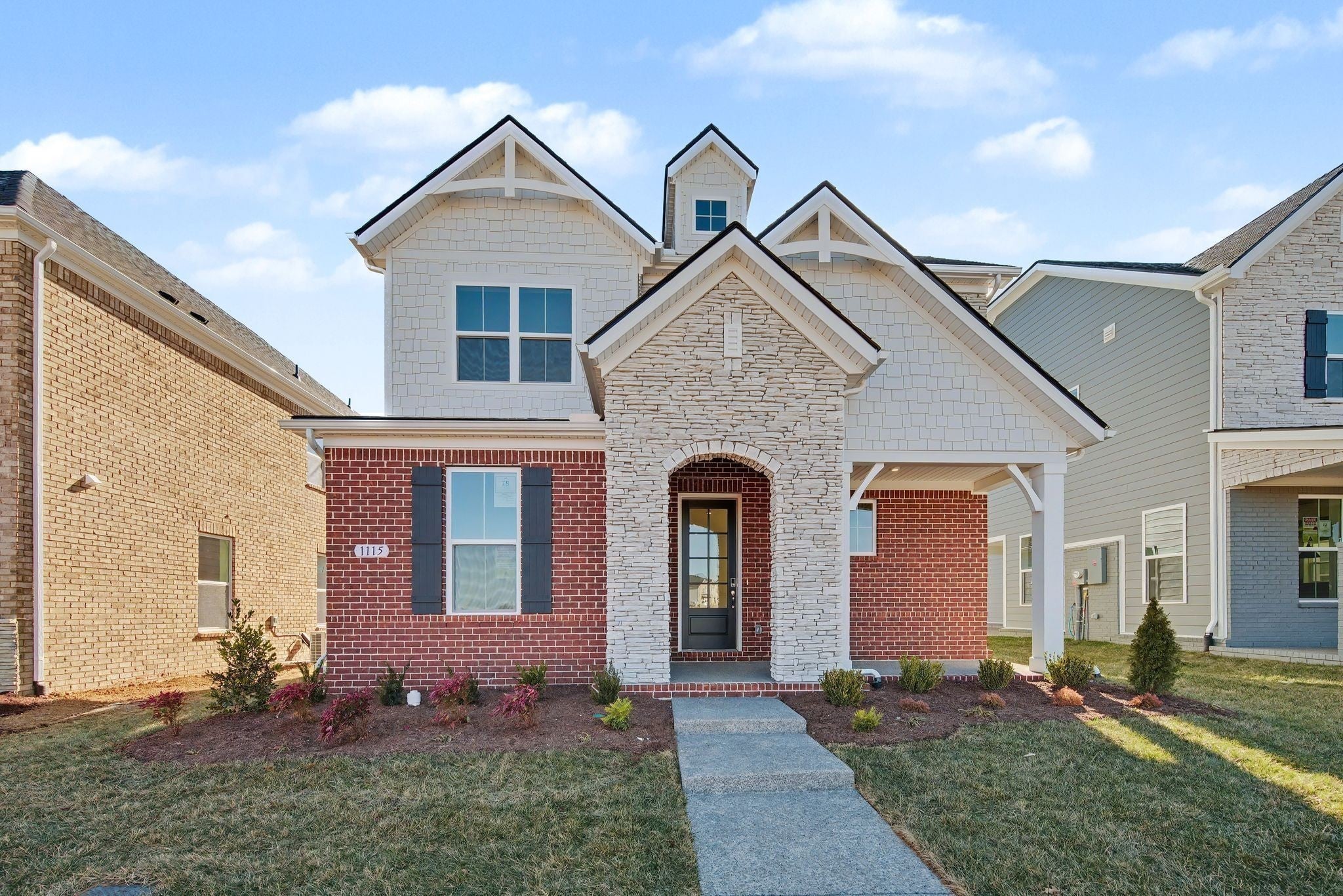 1206 Wallace Way — photo