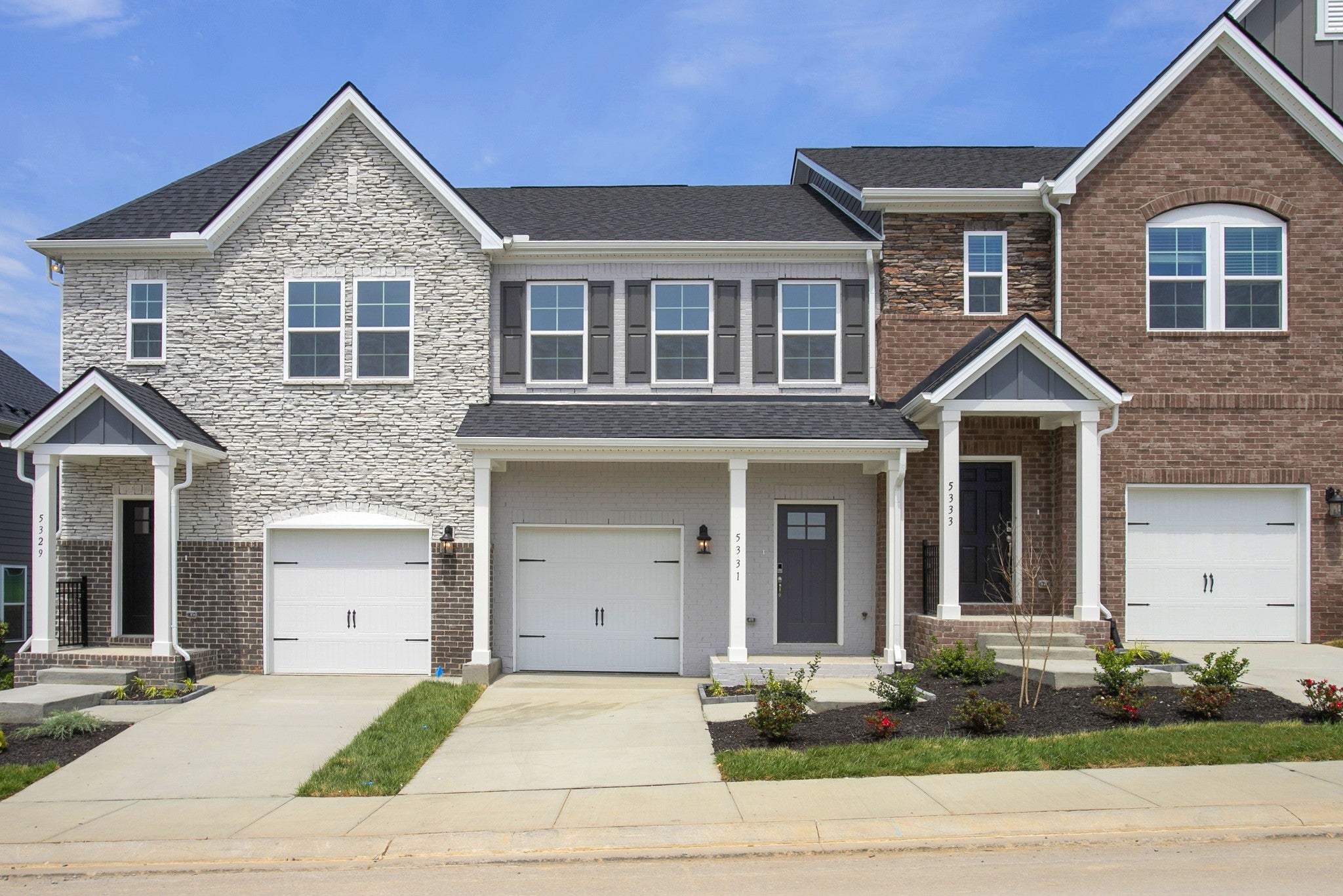 5025 Dayflower Drive — photo