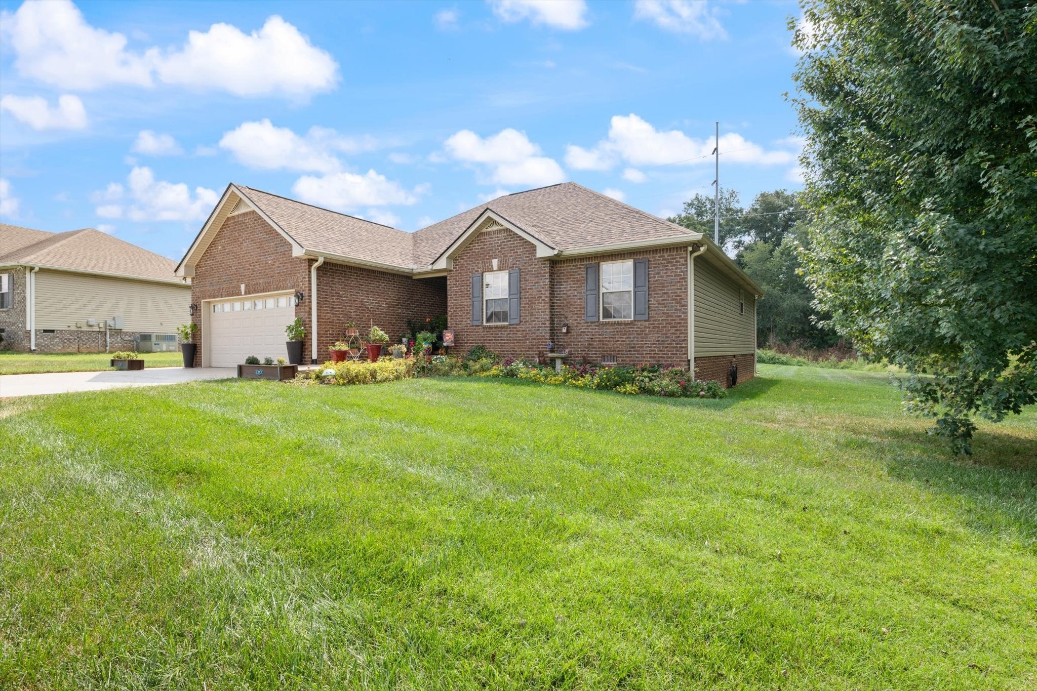 130 Beaver Creek Dr — photo