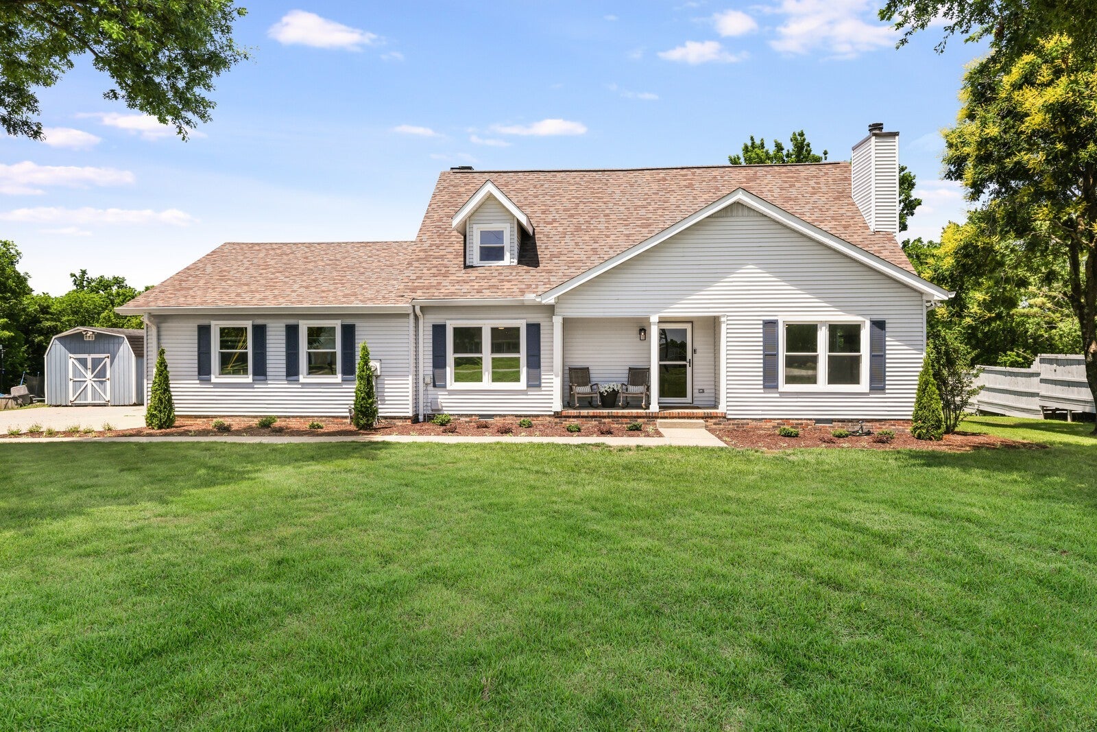 1208 Newmans Trl — photo