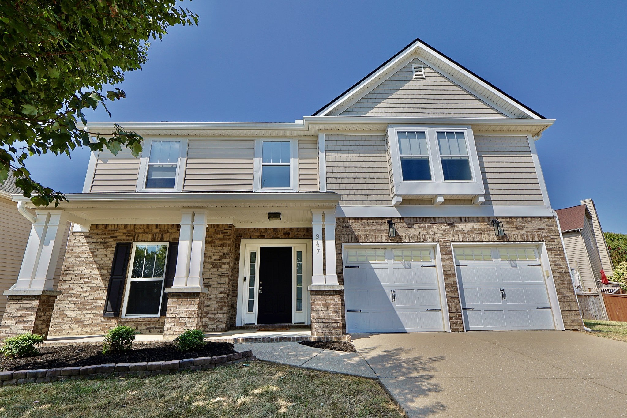 947 Legacy Park Rd — photo