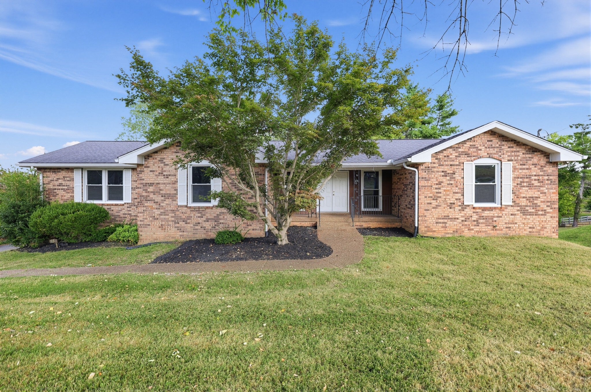 1103 Clearview Dr — photo