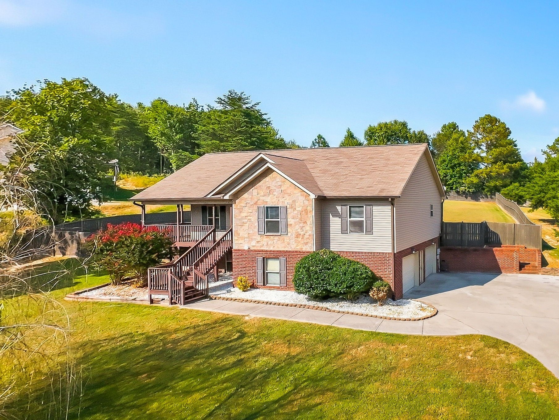 257 Home Place Ct SE — photo
