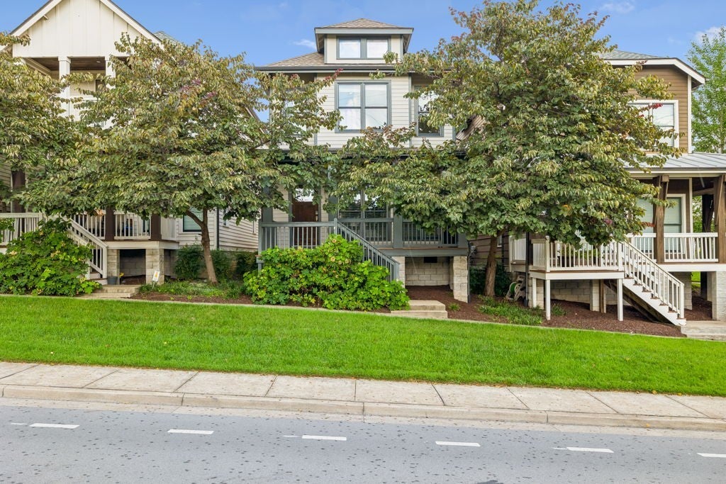 143 Gale Park Ln — photo