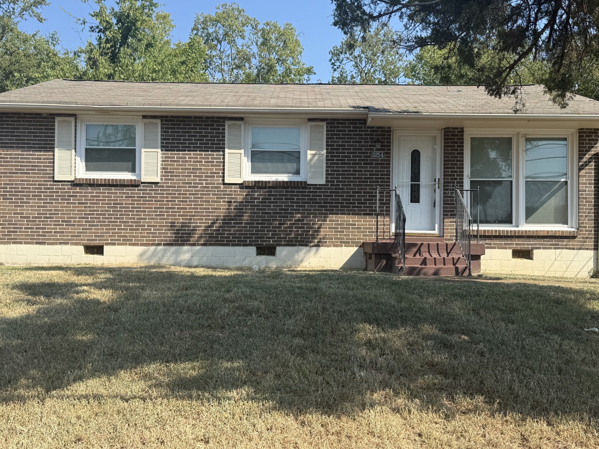 3254 Hinkle Dr — photo