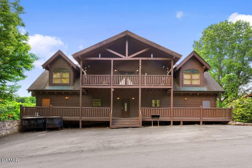 326 Alpine Mountain Way — photo