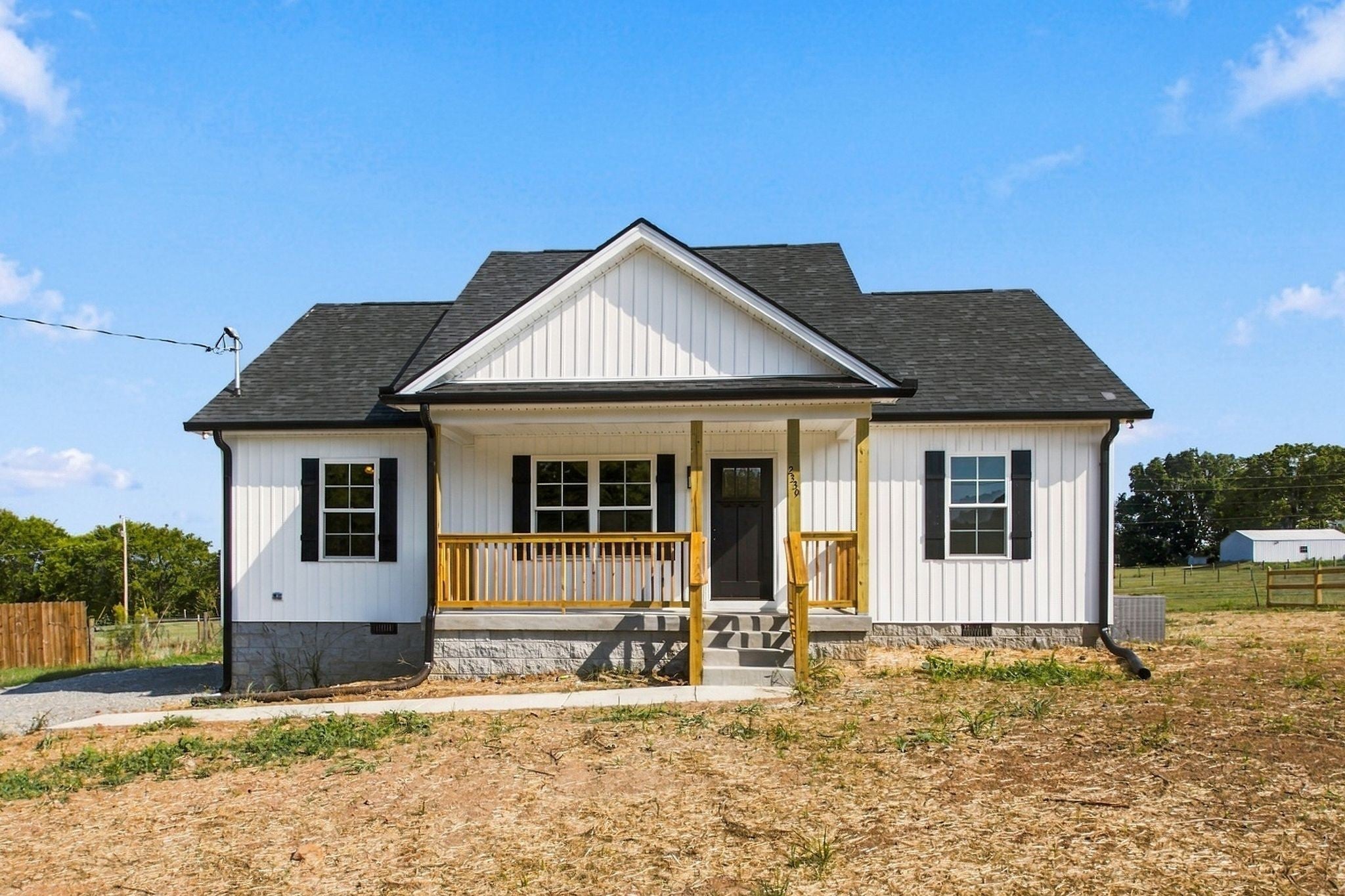 2339 Claude Fox Rd — photo