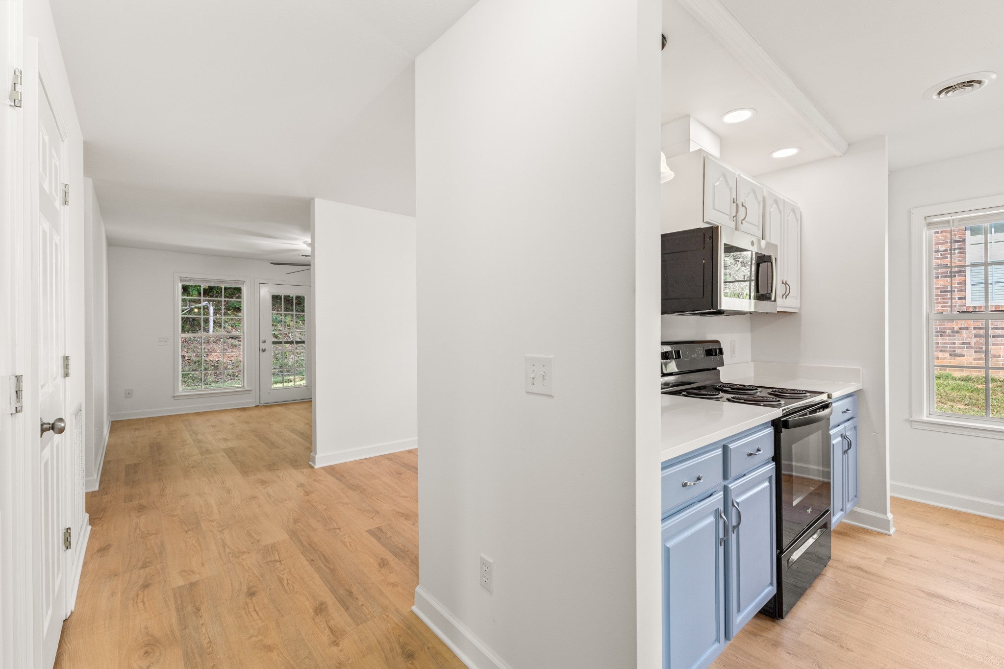 115 East Dale Ln — photo