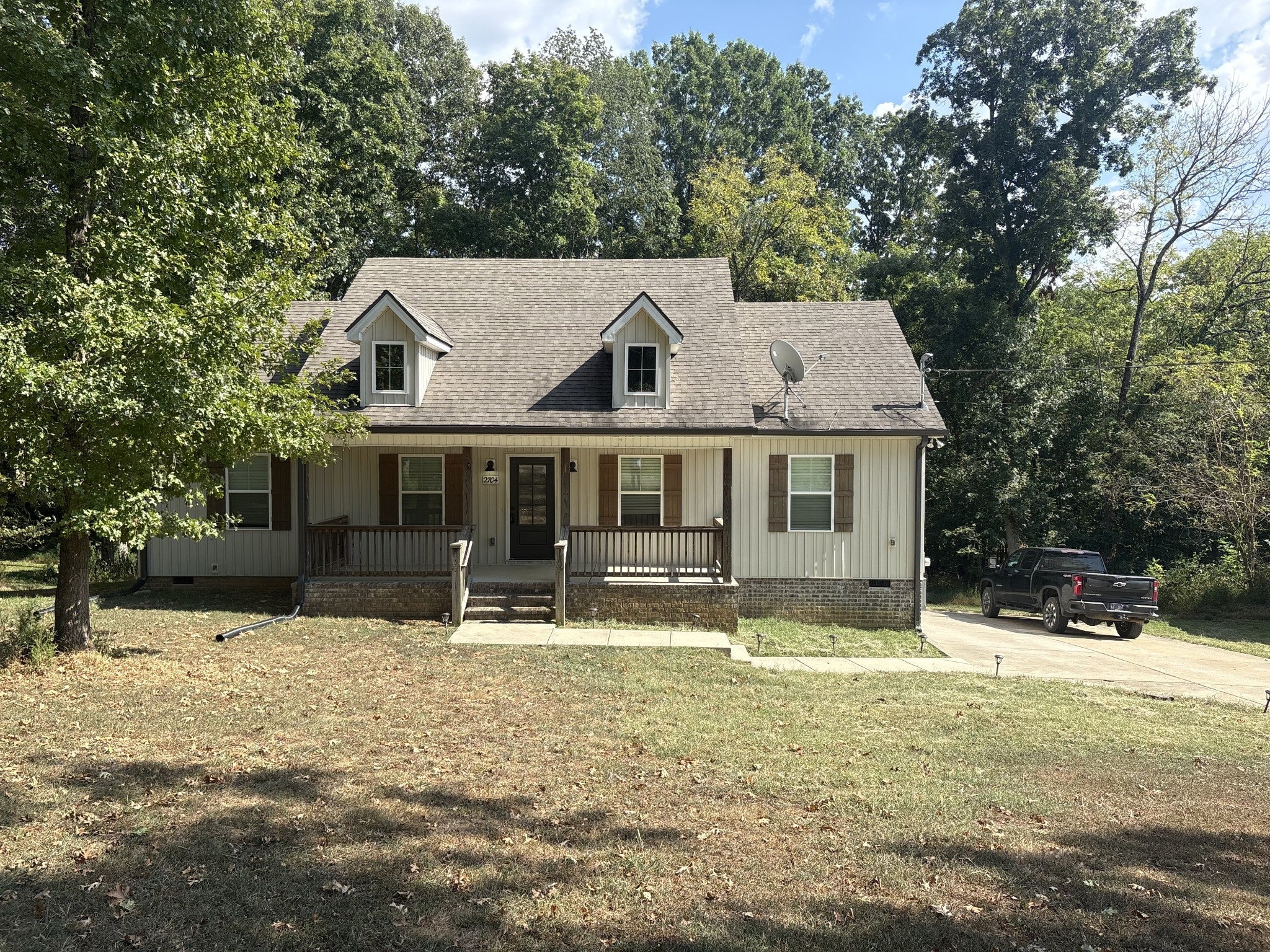 2704 Brent Cir — photo