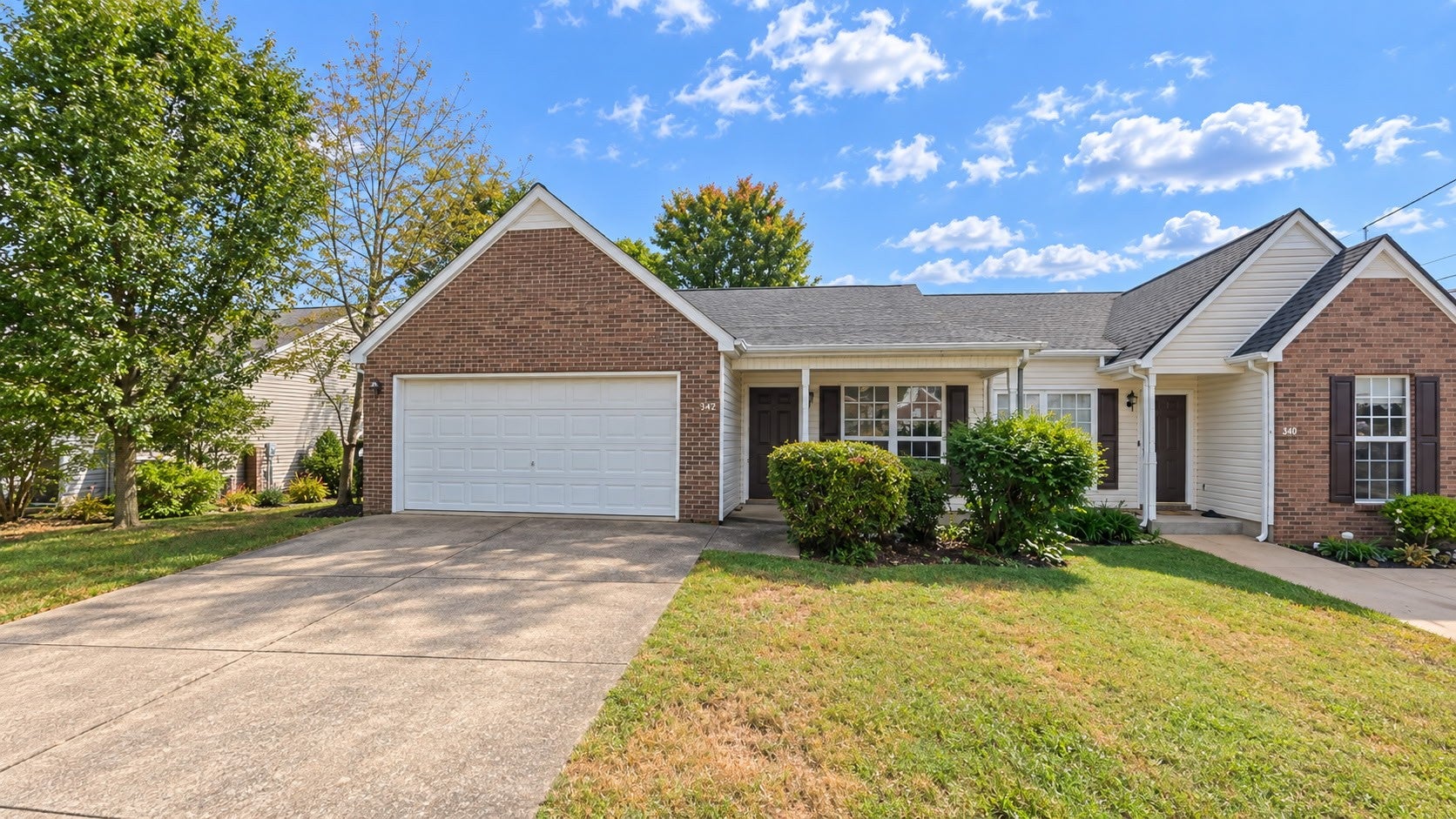 342 Wesley Dr — photo