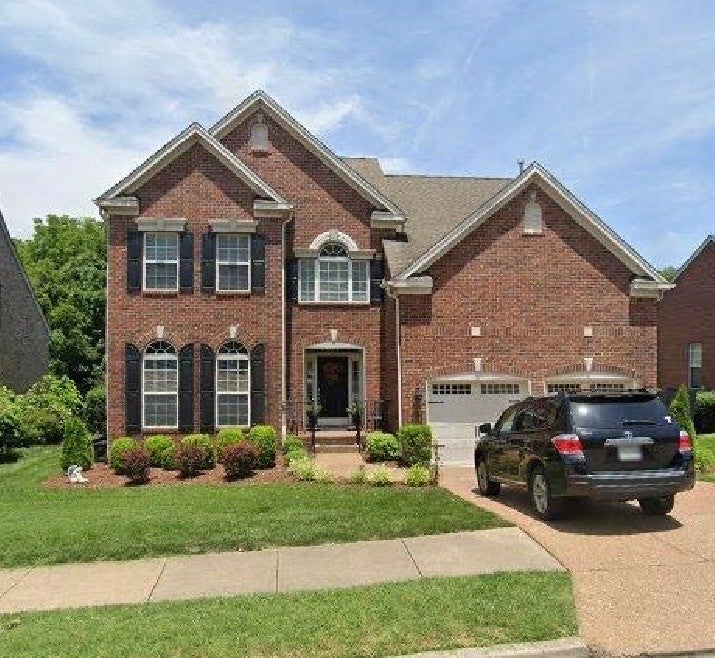 7176 Holt Run Dr — photo