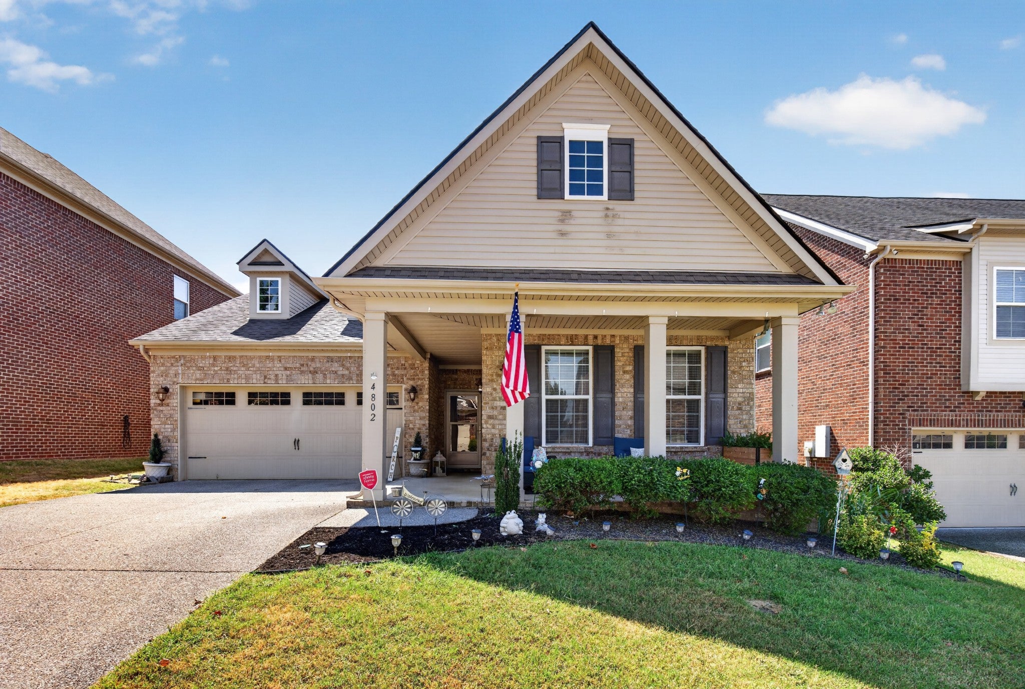 4802 Genoa Dr — photo
