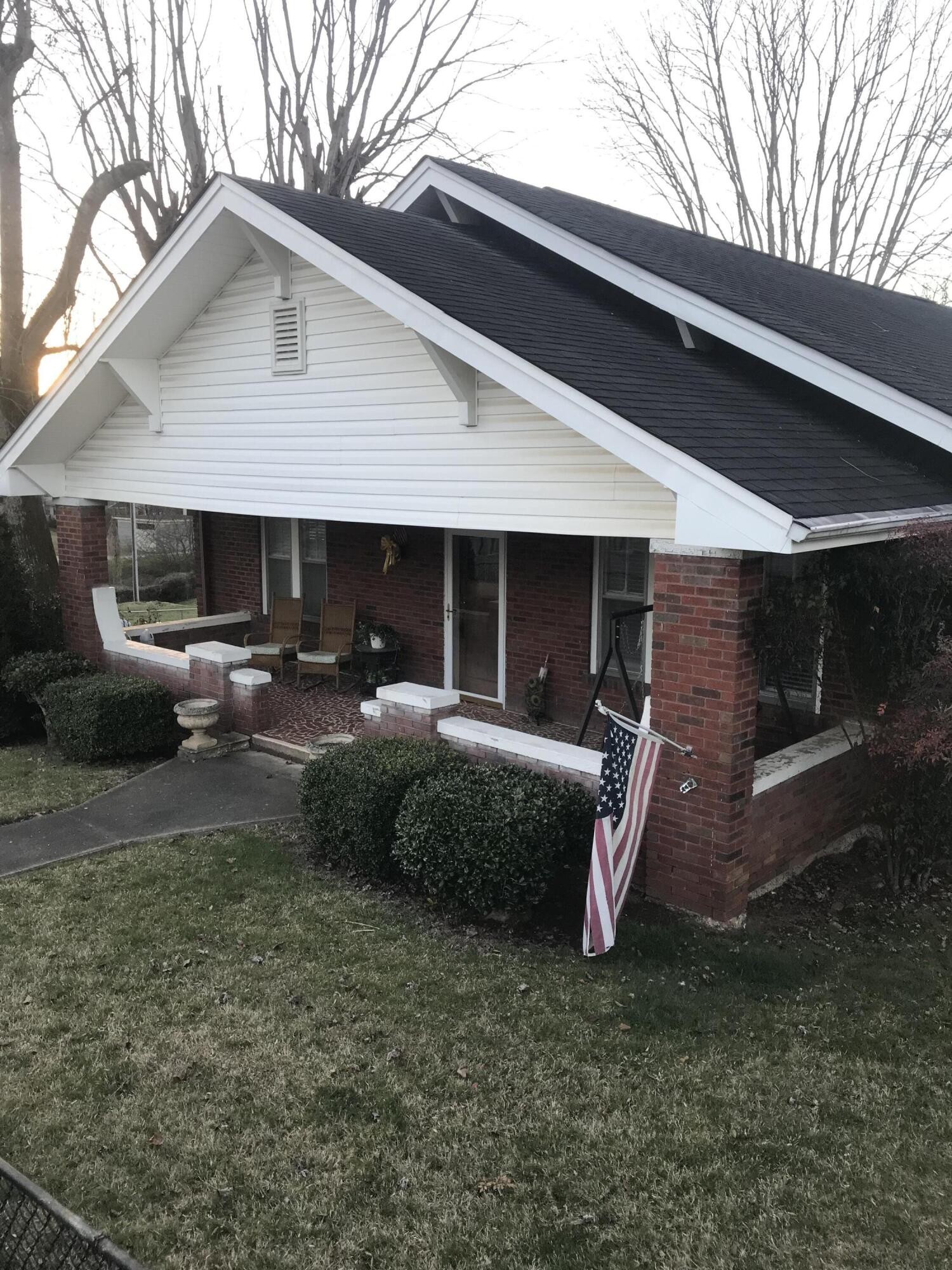 365 Main Street — photo