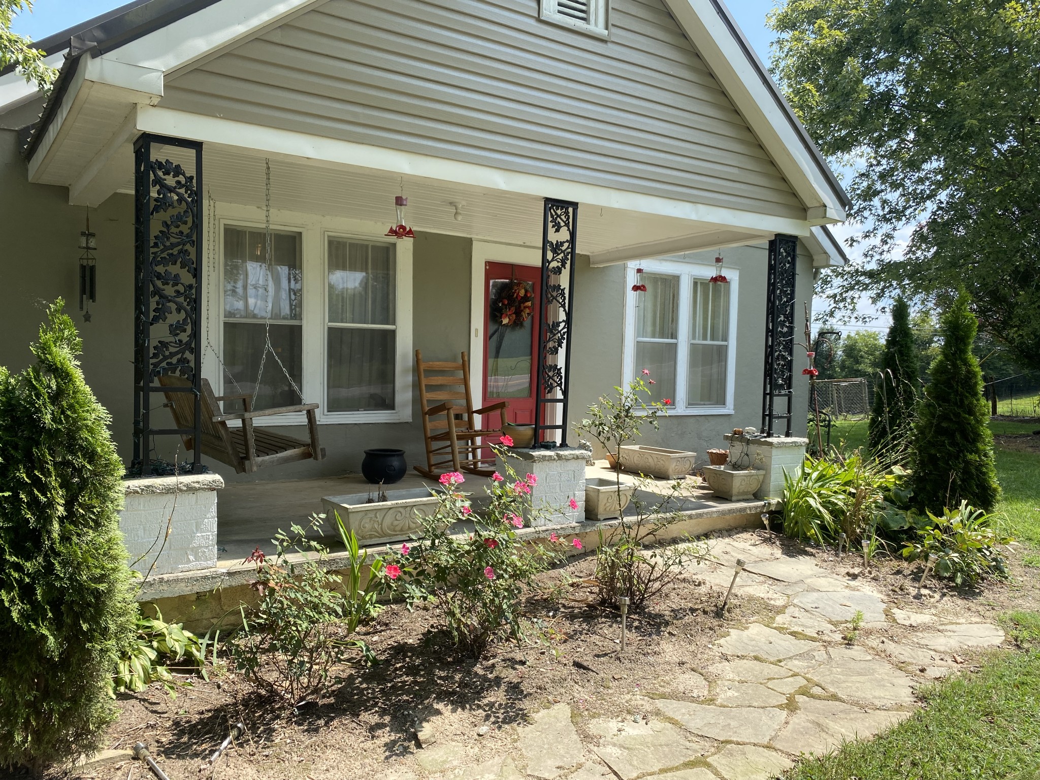691 Hodges Bridge Rd — photo