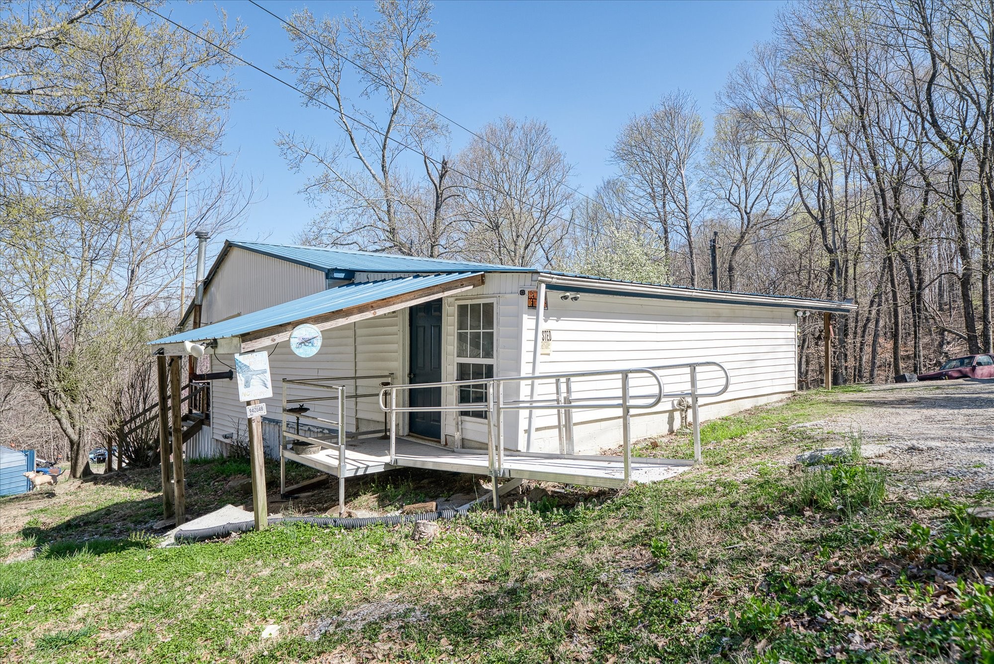 618 Old Baker Mountain Rd — photo
