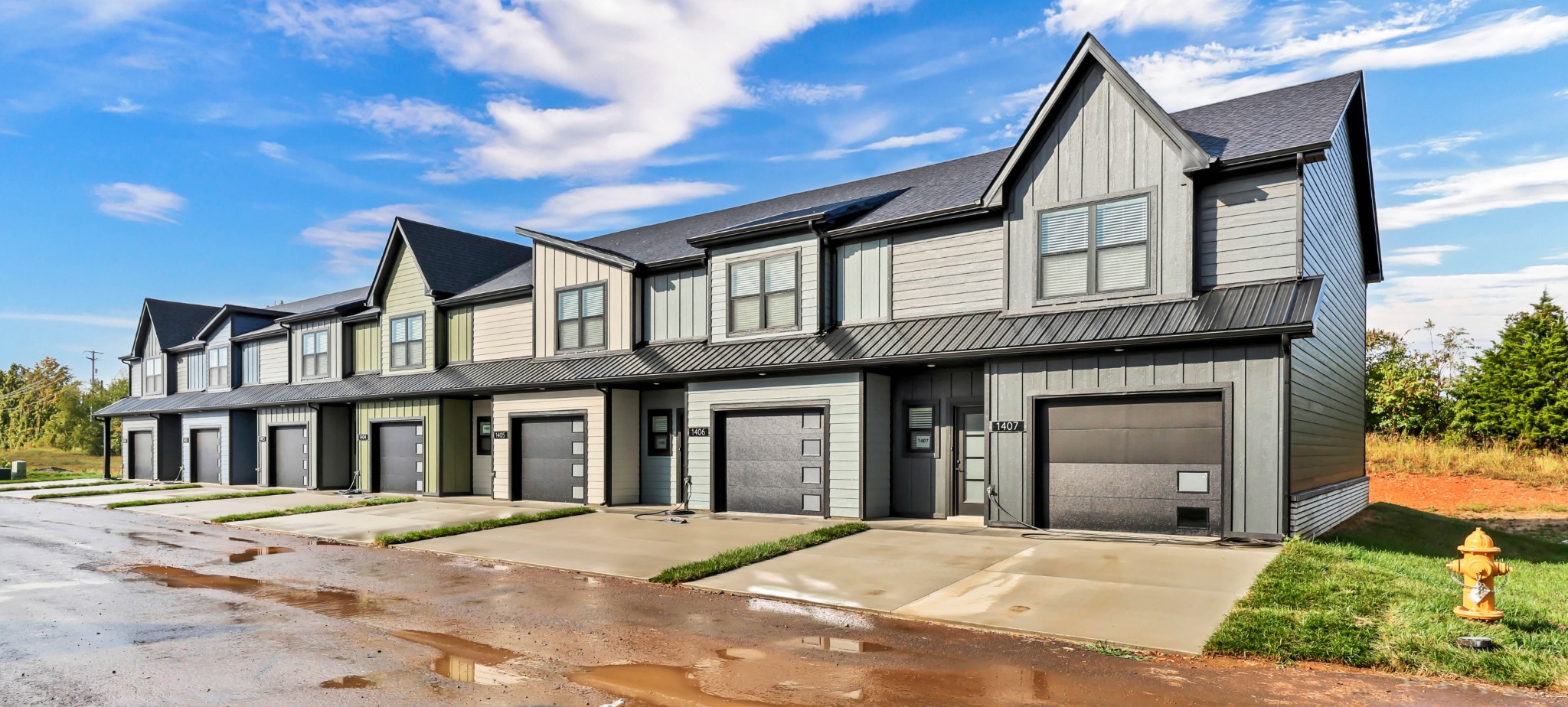 1402 Jonathan Wade Circle — photo