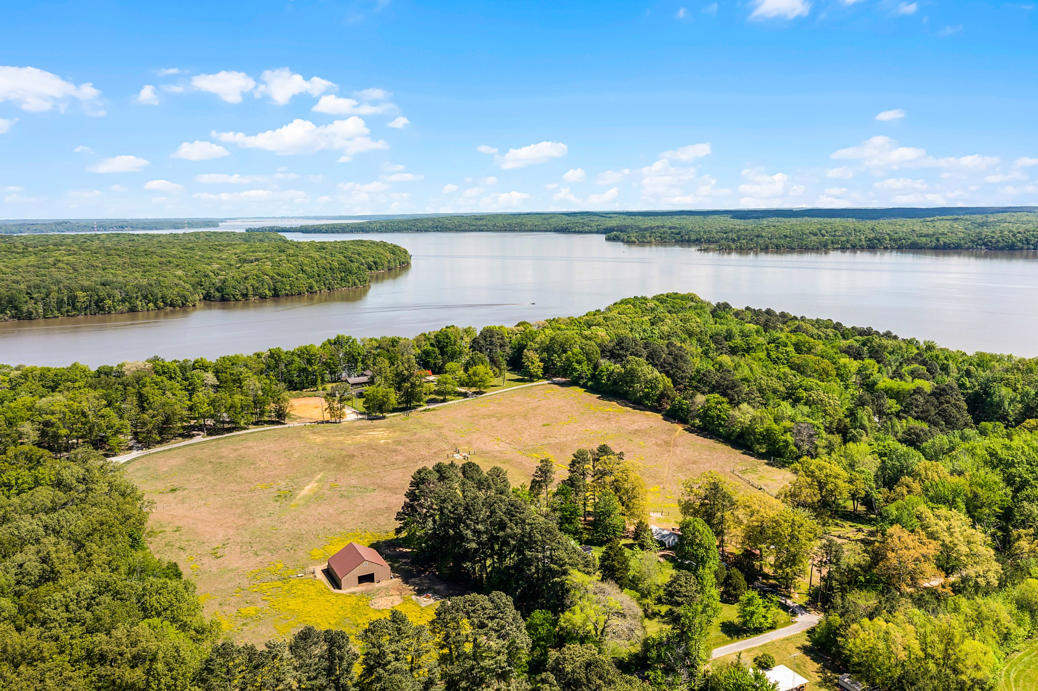301 Killebrew Road, Springville, TN 38256