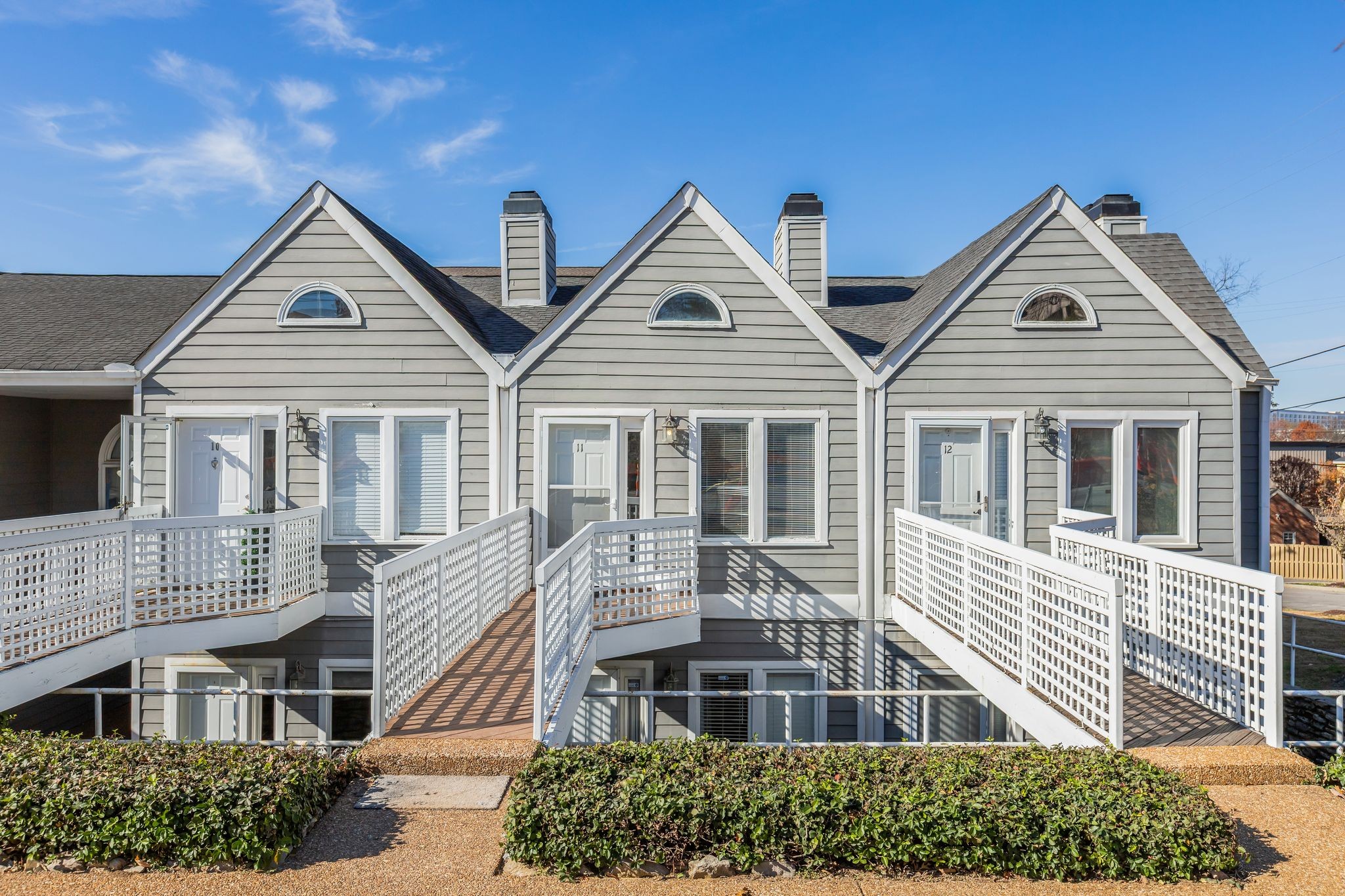 3204 W End Cir 11 — photo