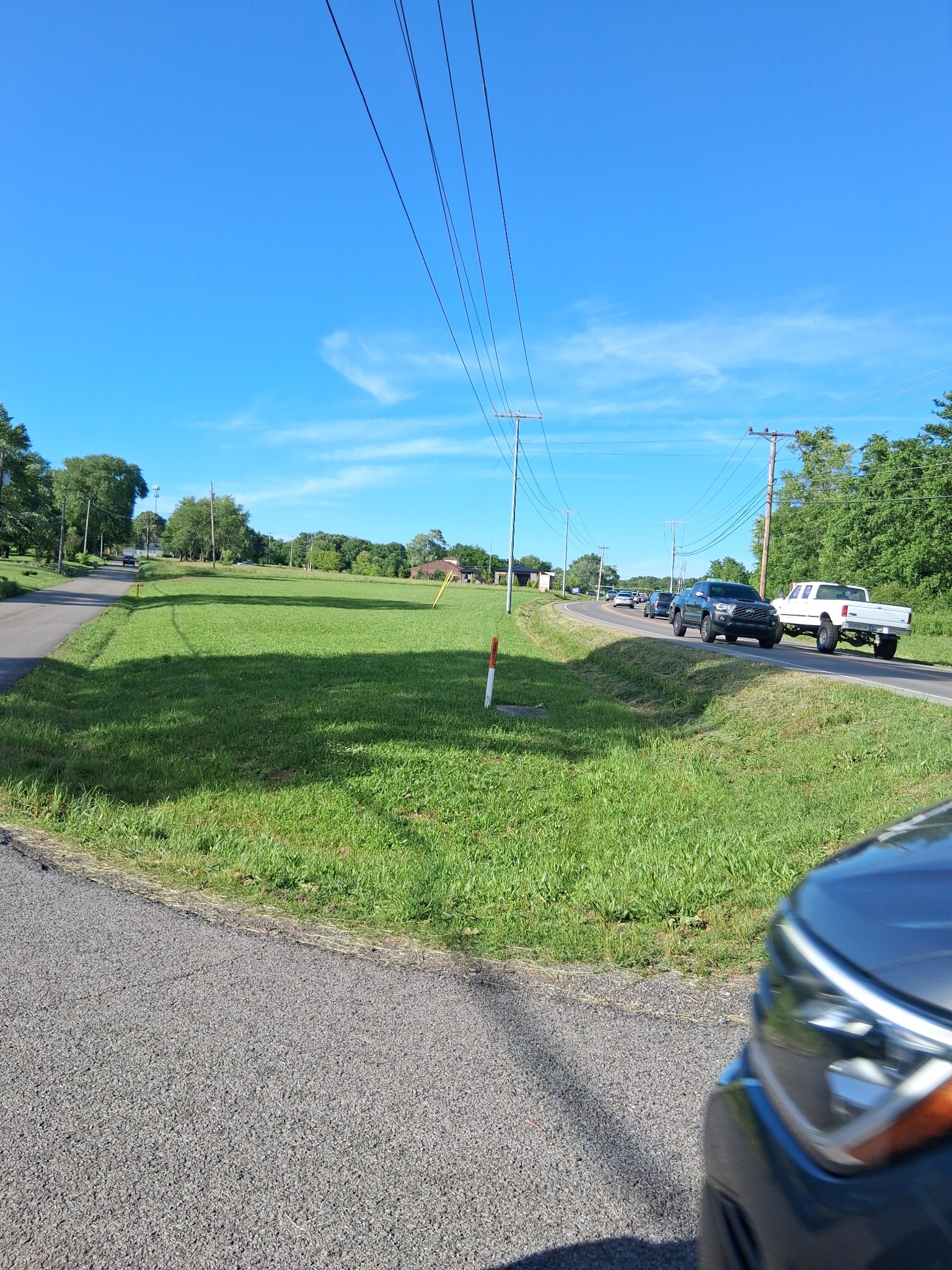 569 New Shackle Island Rd — photo
