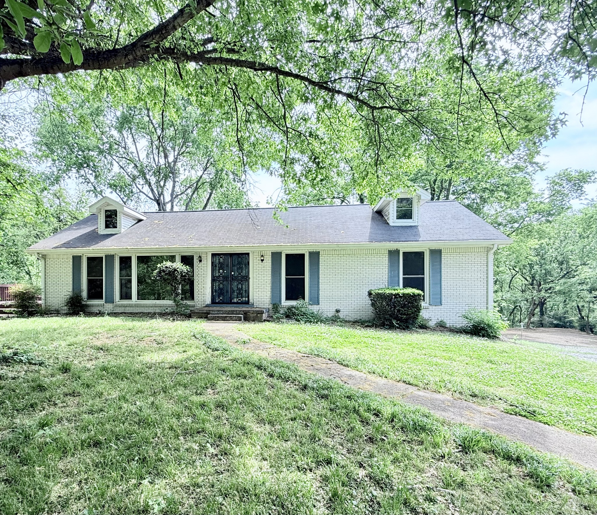 5090 Blue Hole Rd — photo