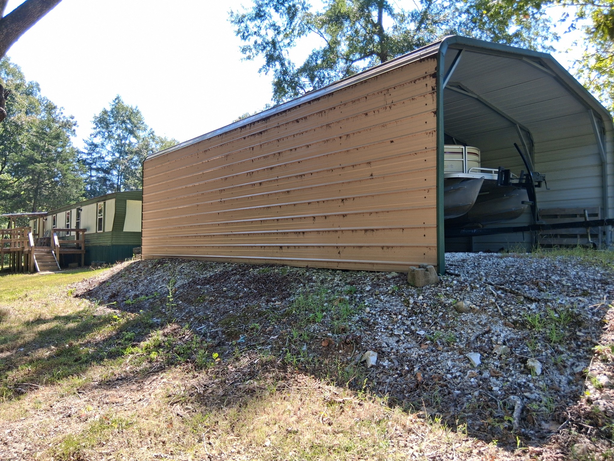 60 White Oak Dr — photo