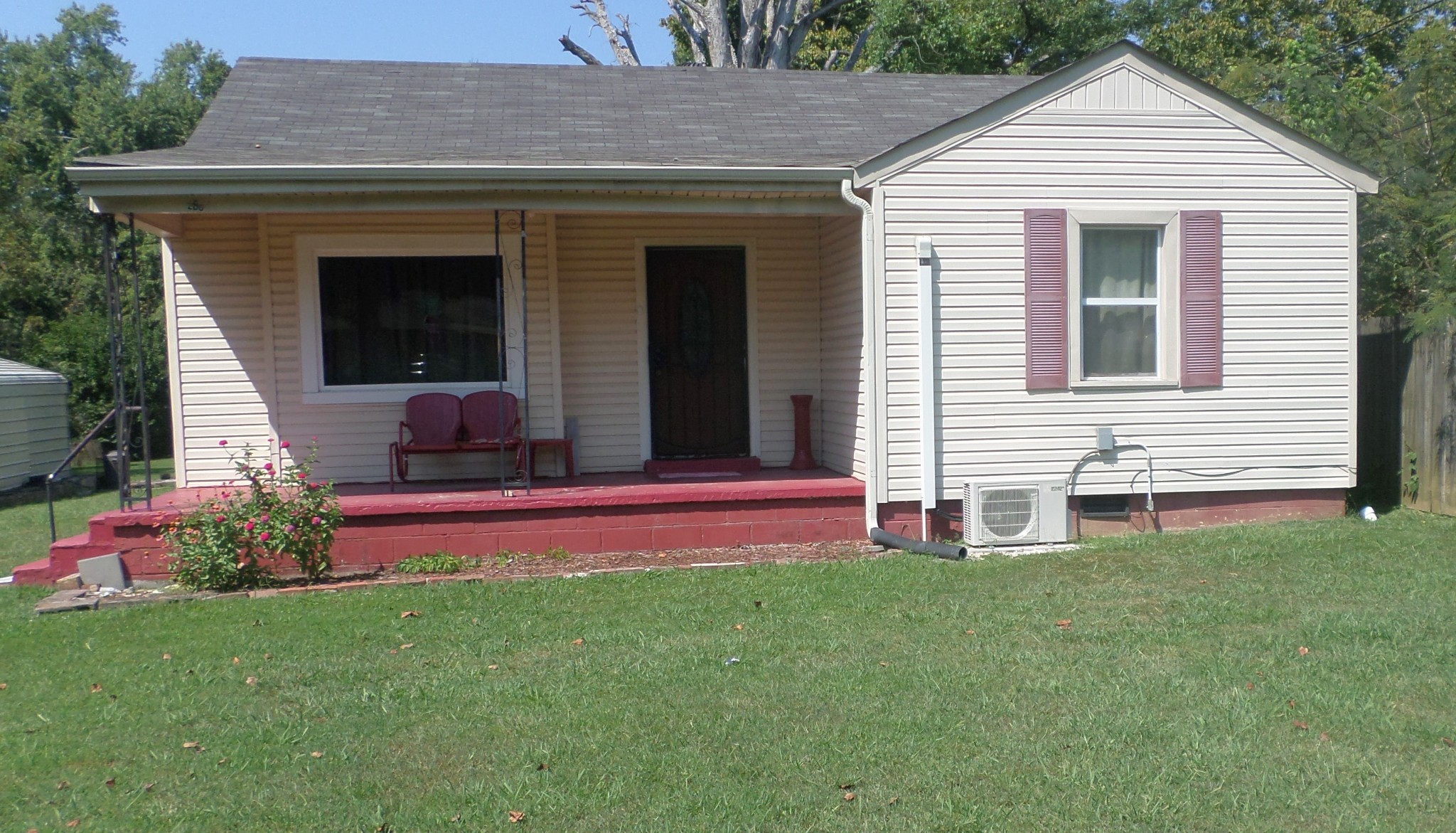 286 Hillcrest Circle Dr — photo