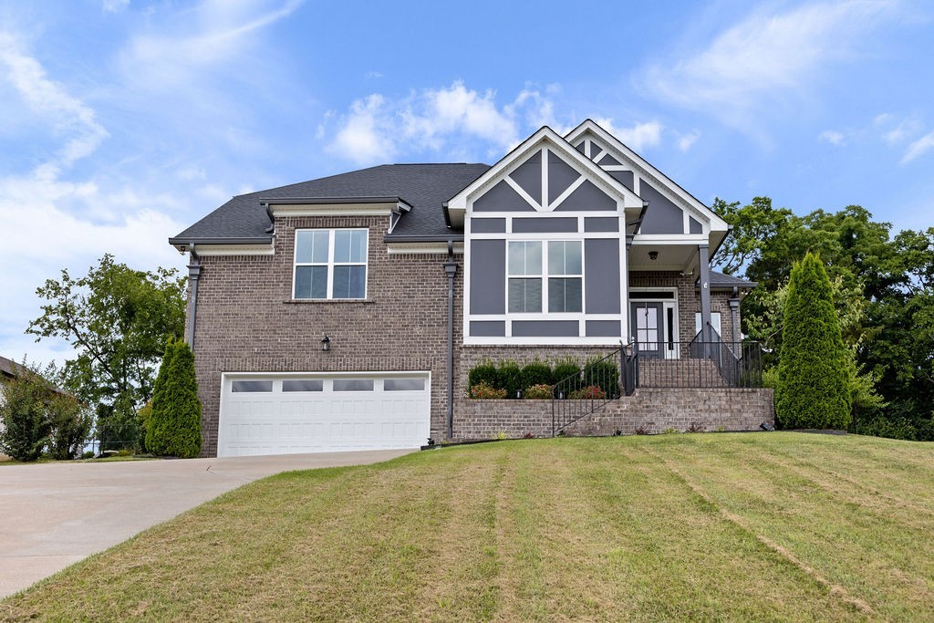 147 Enoch Way — photo