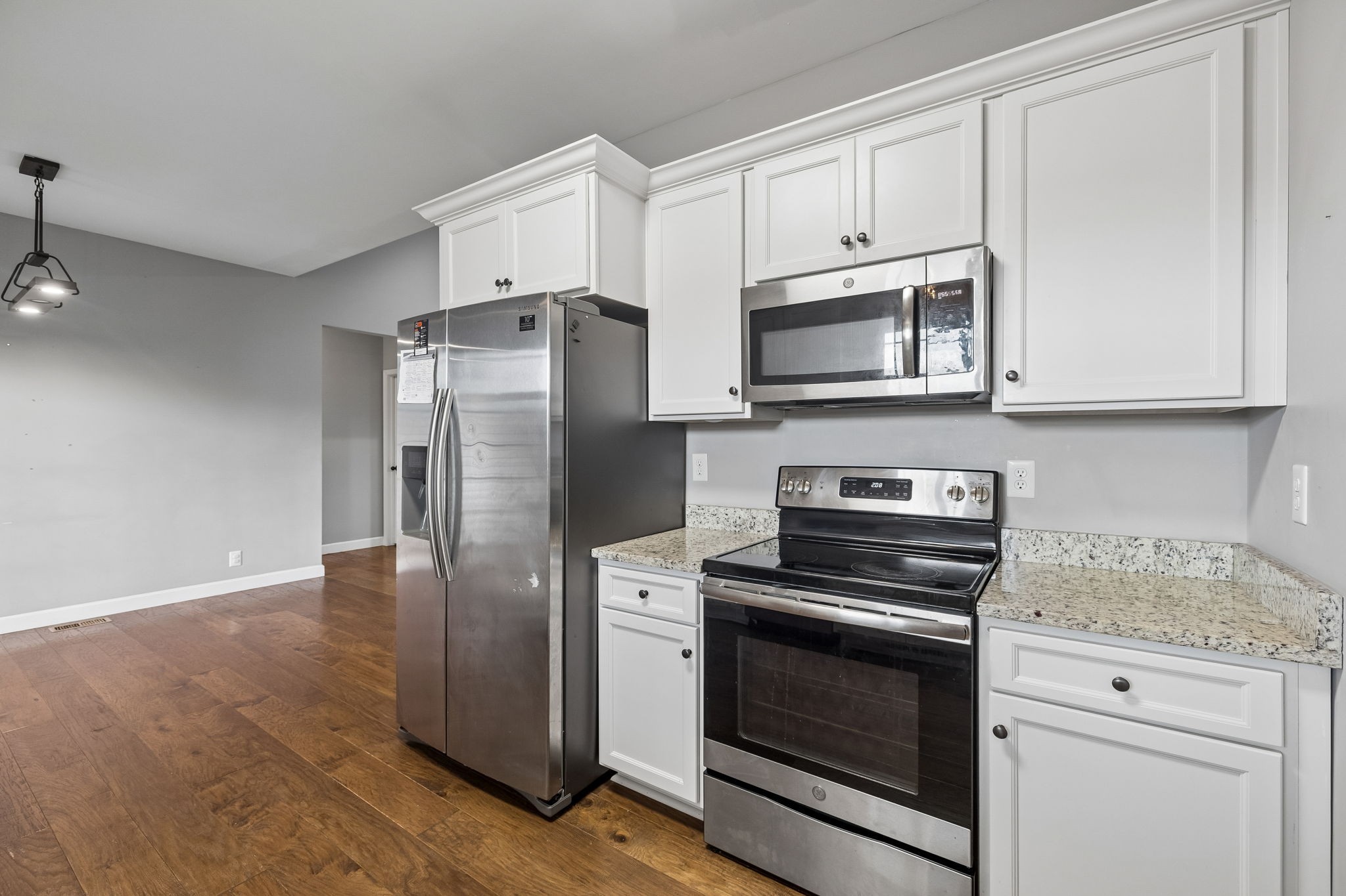 809 Hooper Road, Charlotte, TN 37036 — photo 3