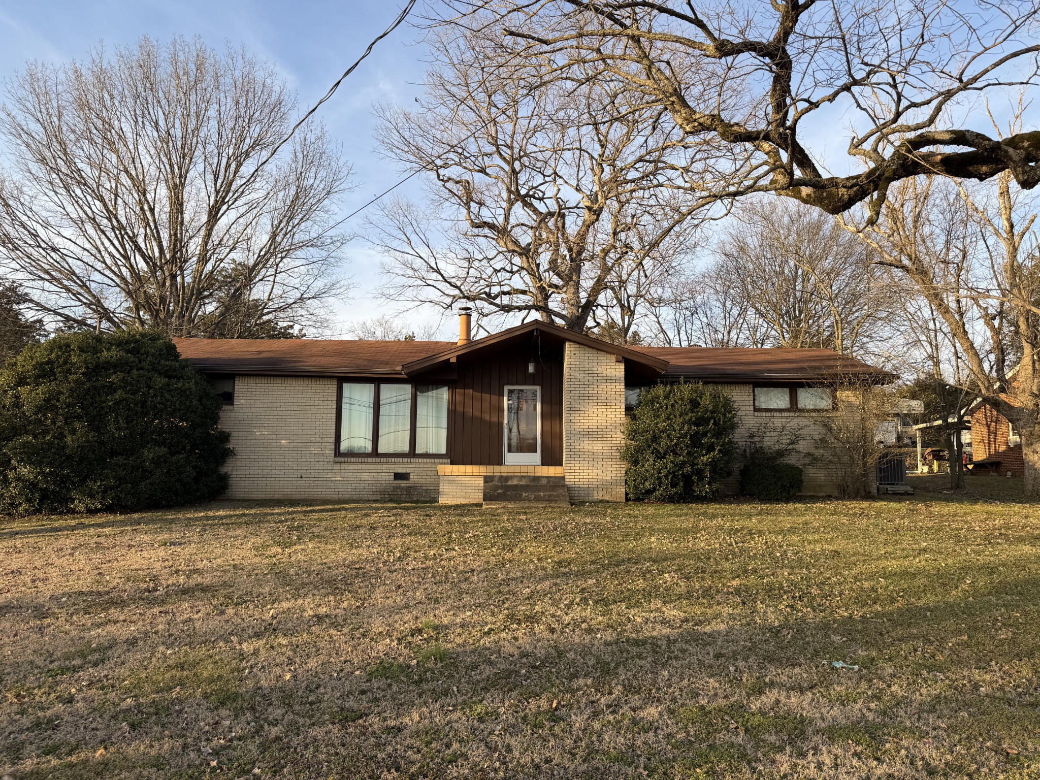 10555 Lebanon Rd — photo