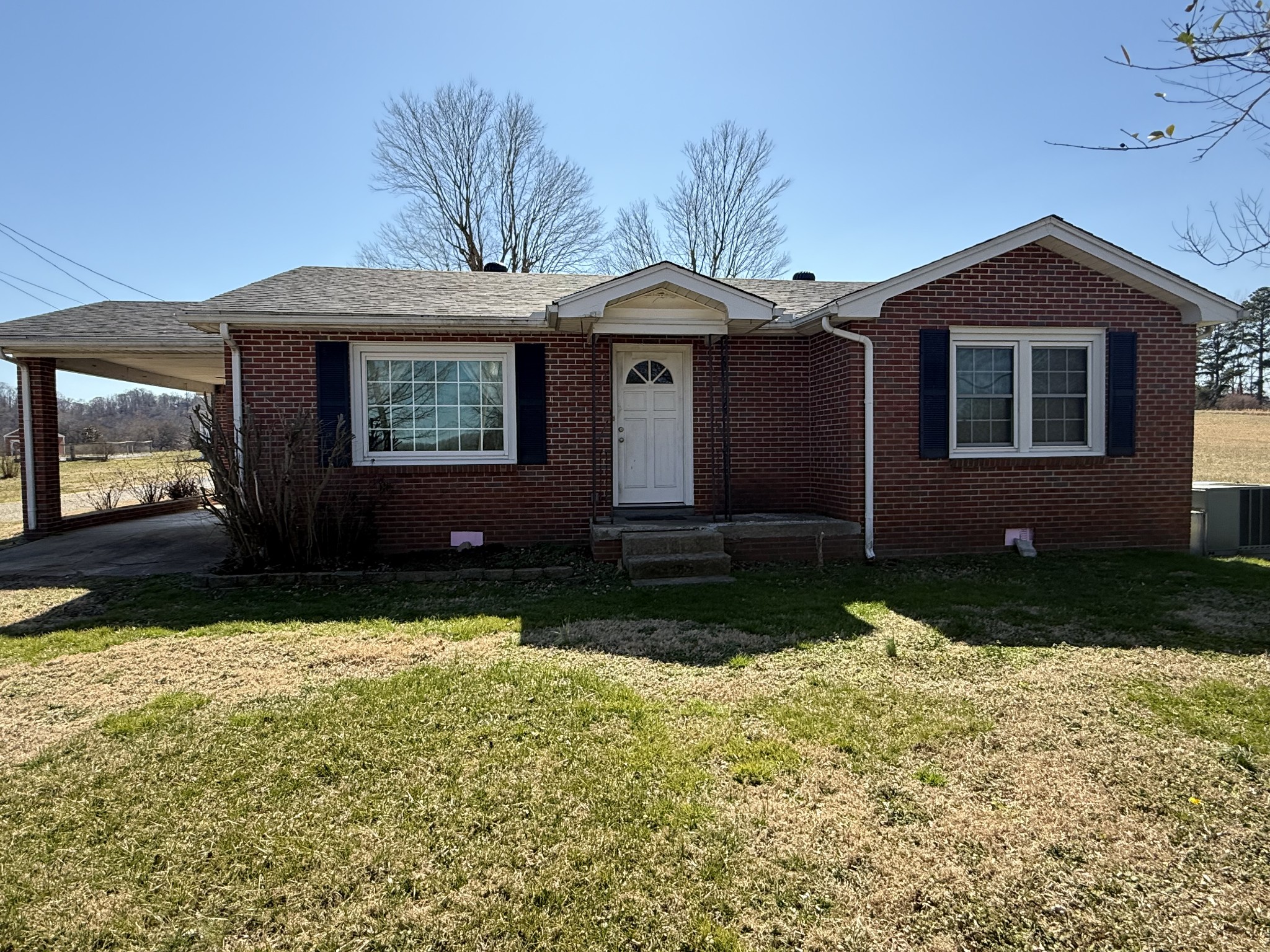 1353 Highway 70 — photo