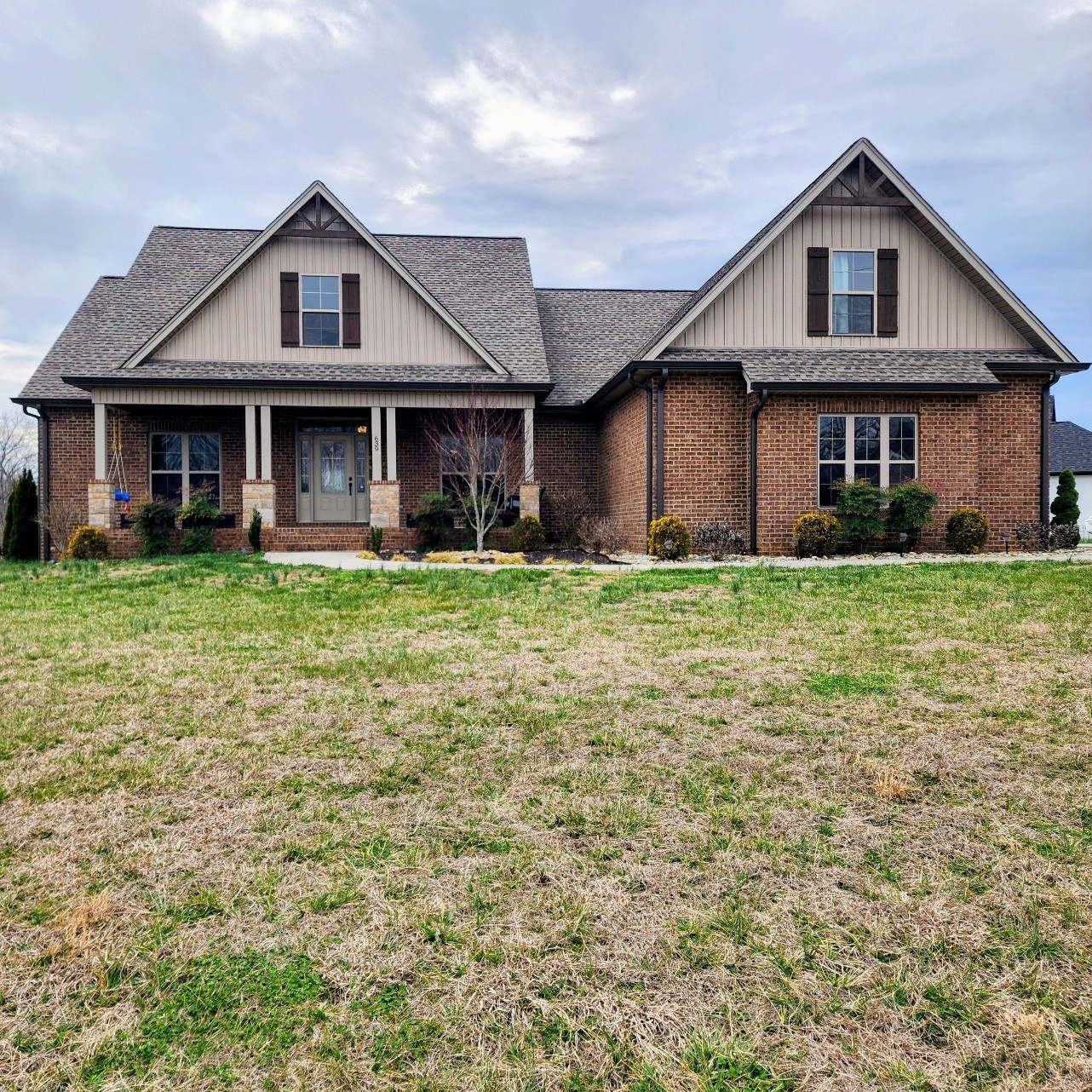 639 Blue Water Dr — photo