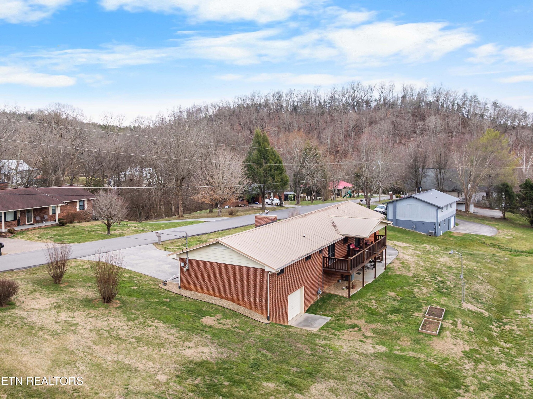 1423 Emily Drive — photo