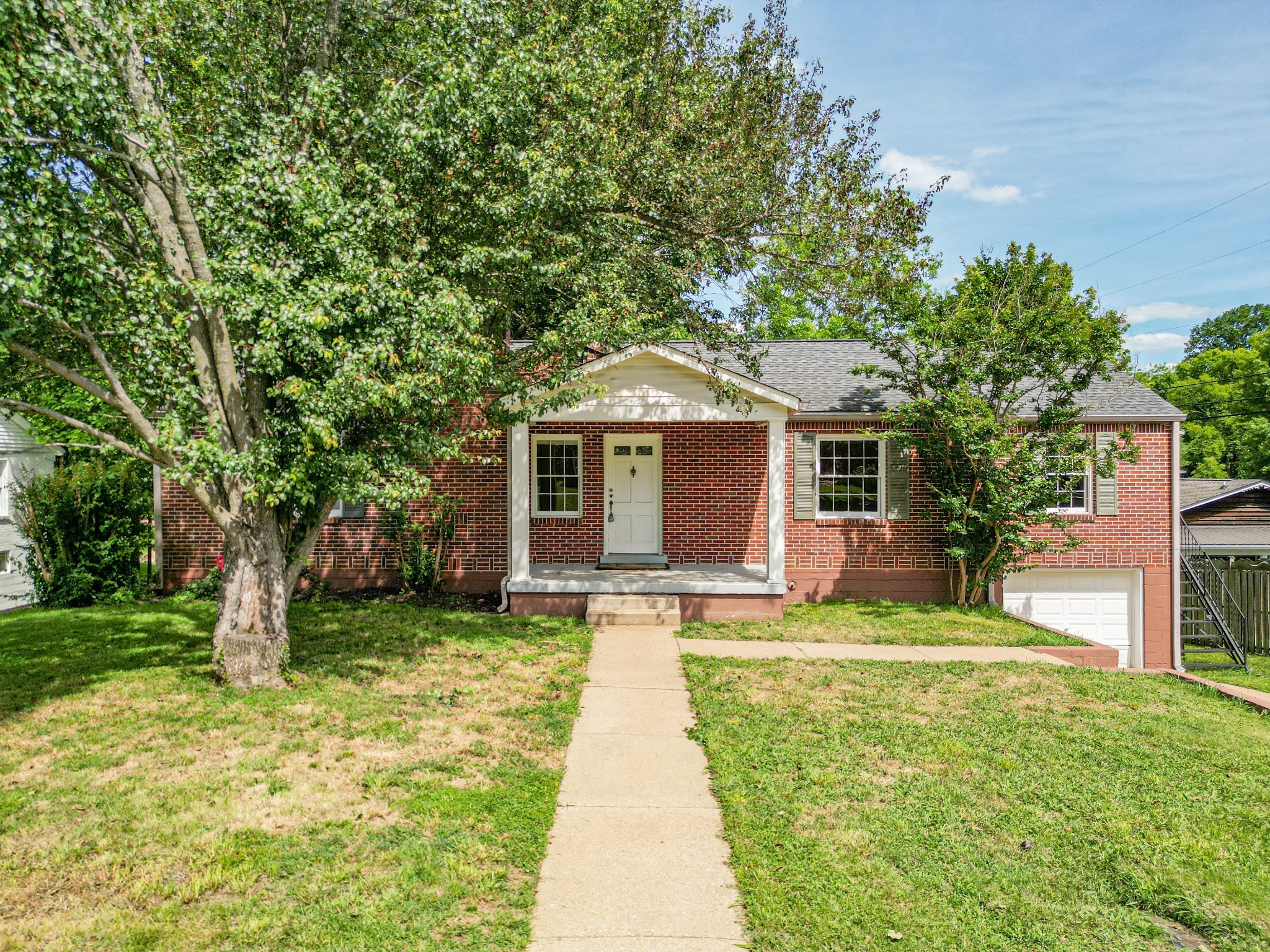 1204 Rolling Fields Dr — photo