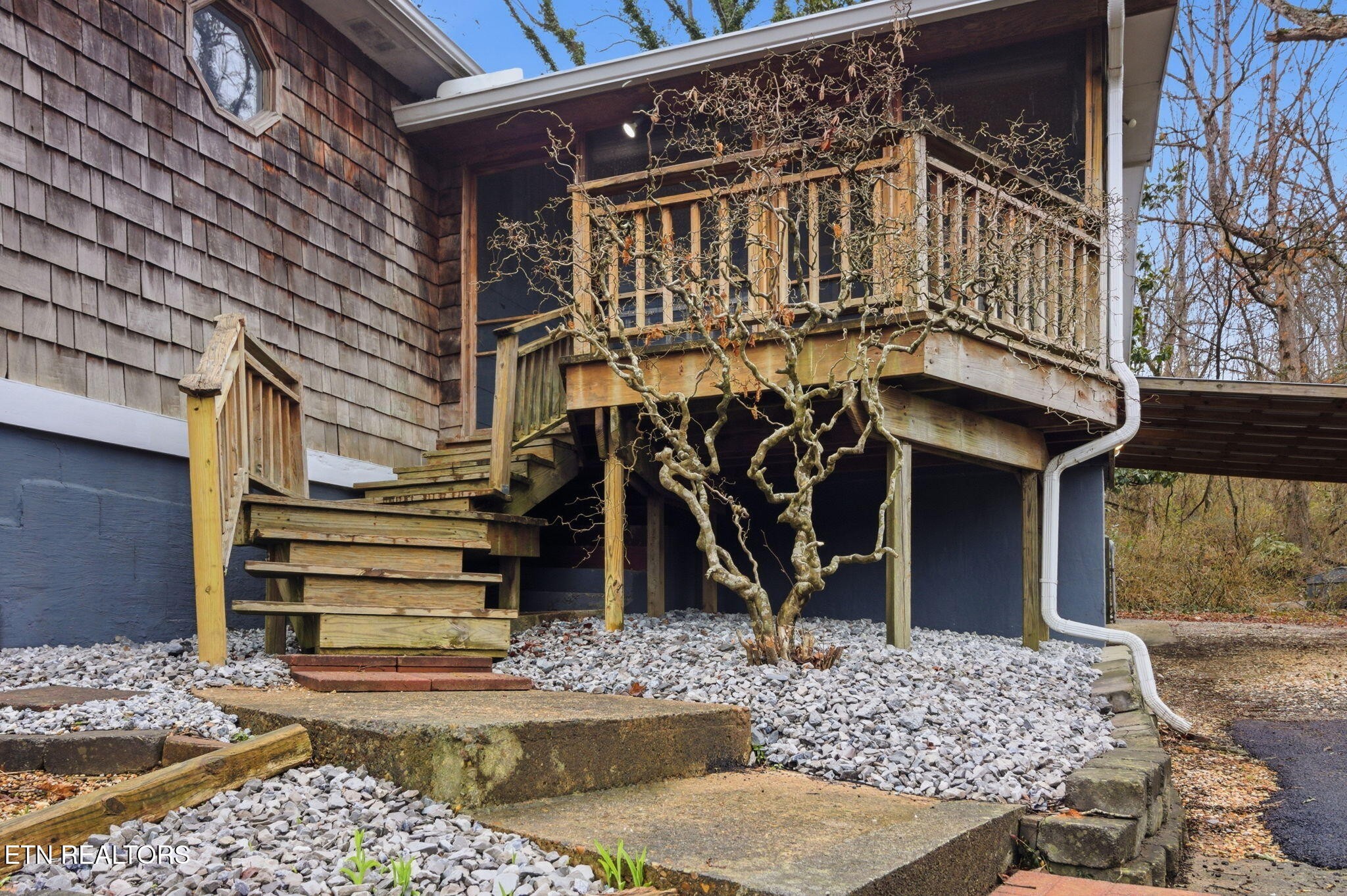 353 E Wolf Valley Road, Heiskell, TN 37754 — photo 2