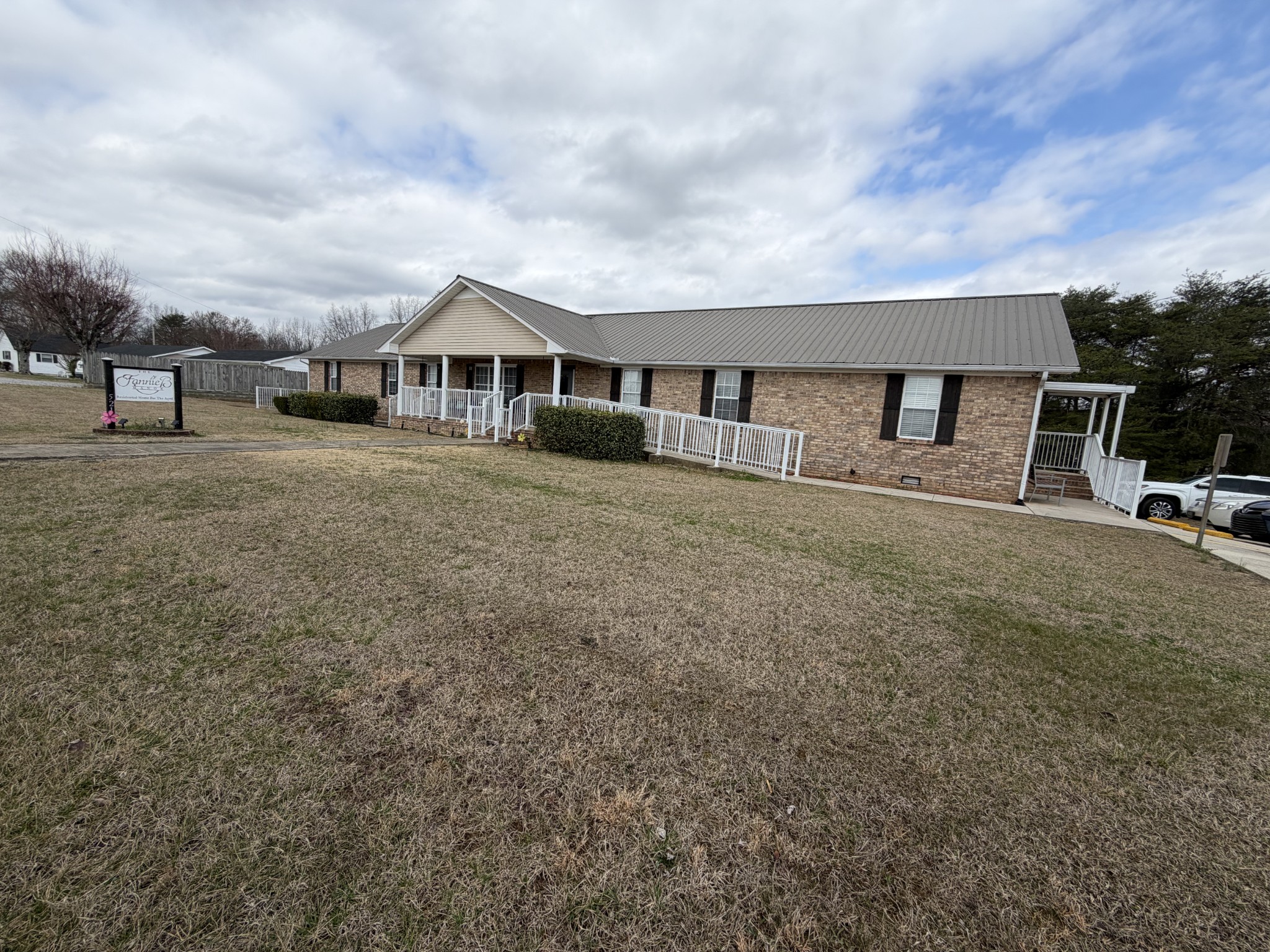 521 Pike Hill Rd — photo