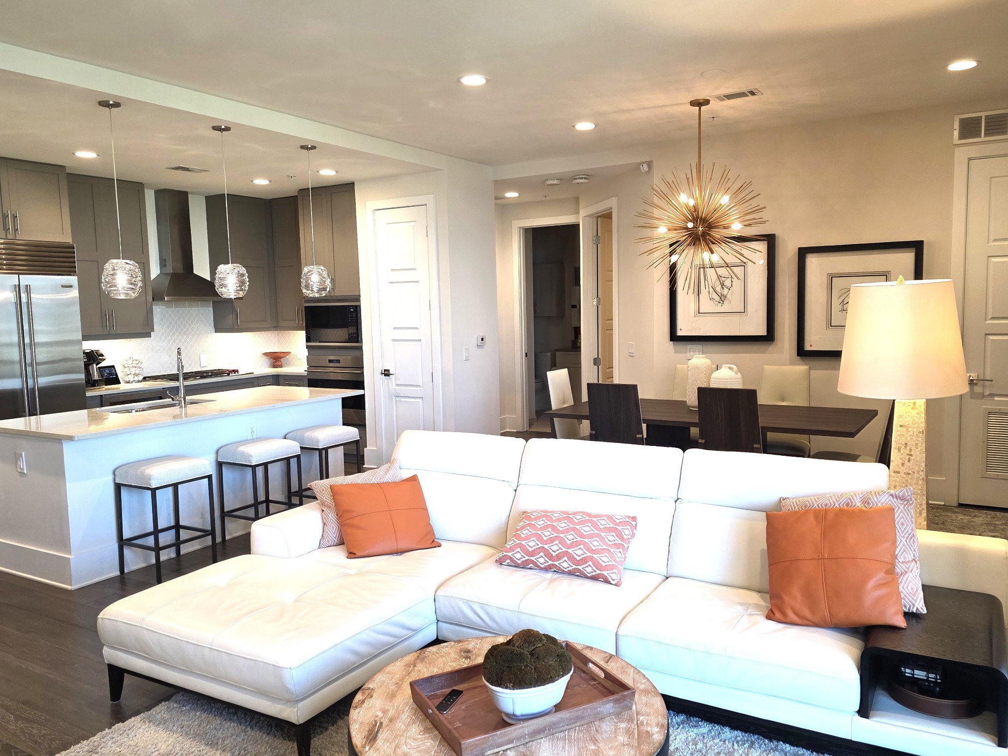 20 Rutledge St Unit 606 — photo