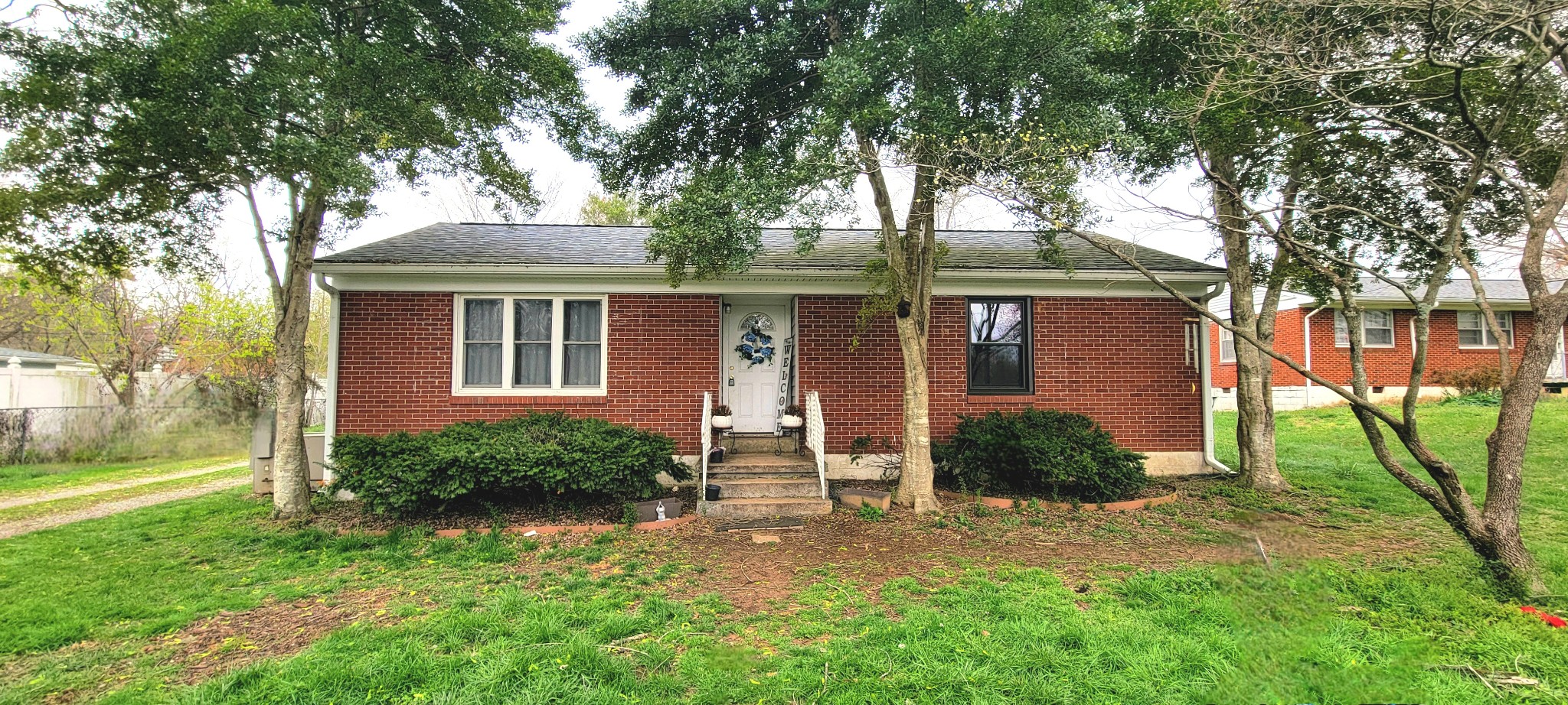 110 Old Pond Ln — photo
