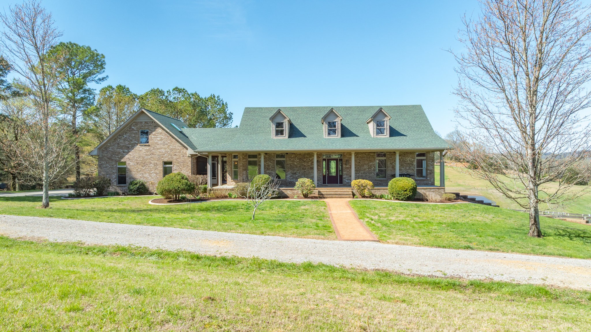 5339 Columbia Hwy — photo
