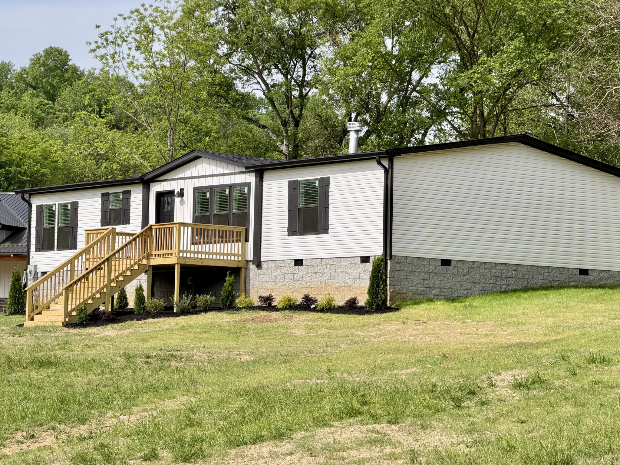 307 Enigma Road, Chestnut Mound, TN 38552 — photo 2