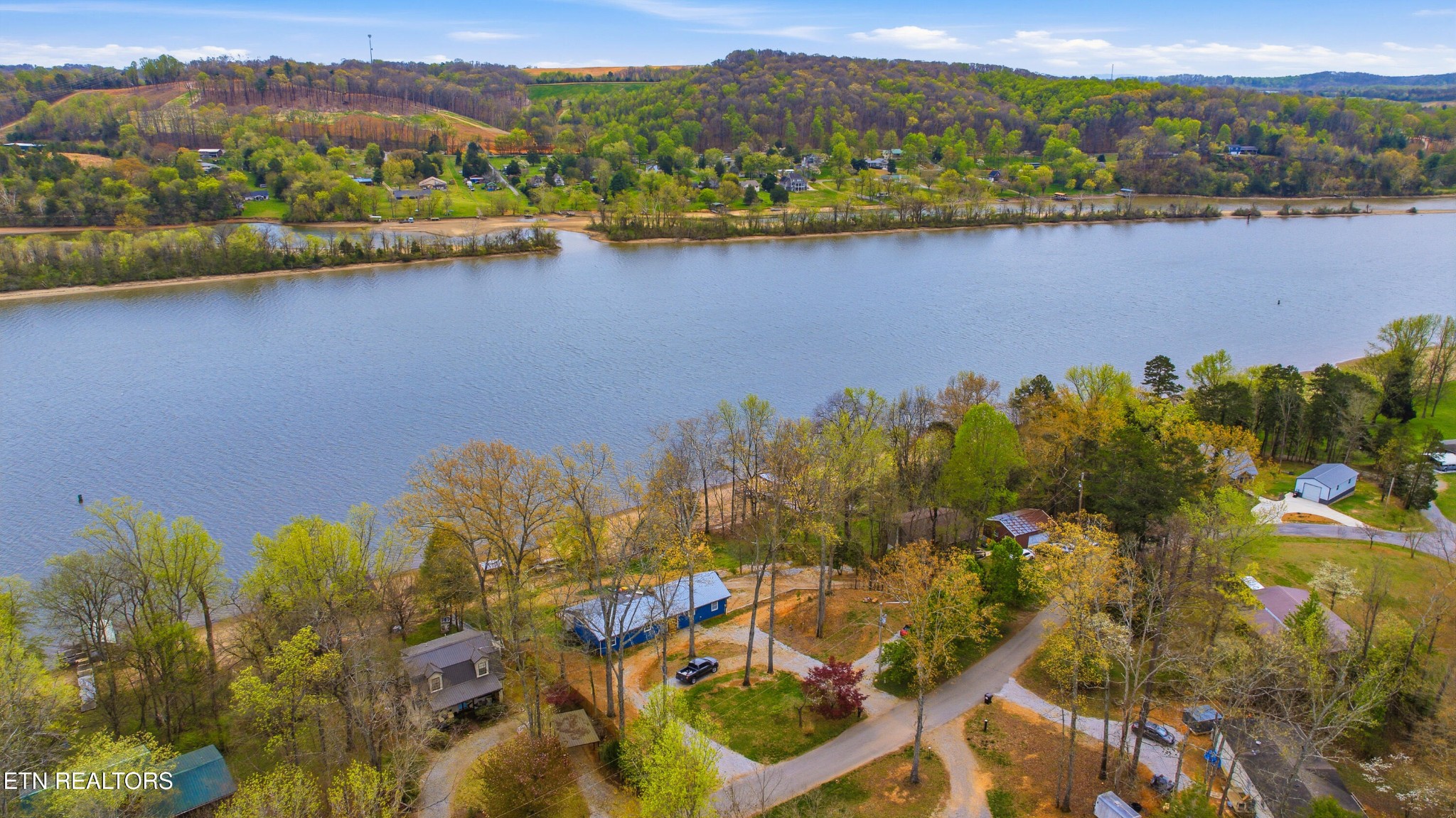 269 Lakeshore Vista Drive — photo