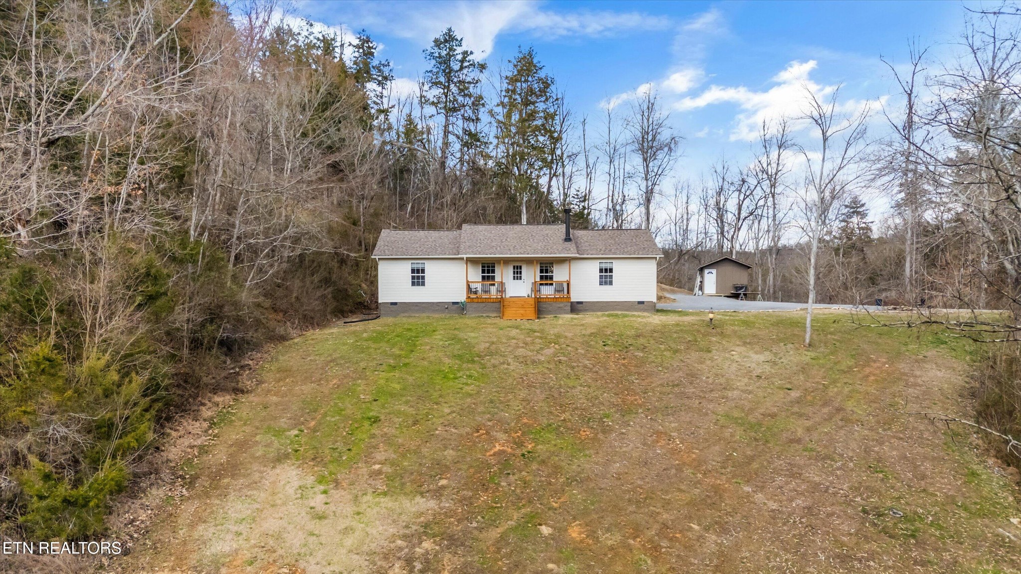 393 Lane Hollow Rd — photo