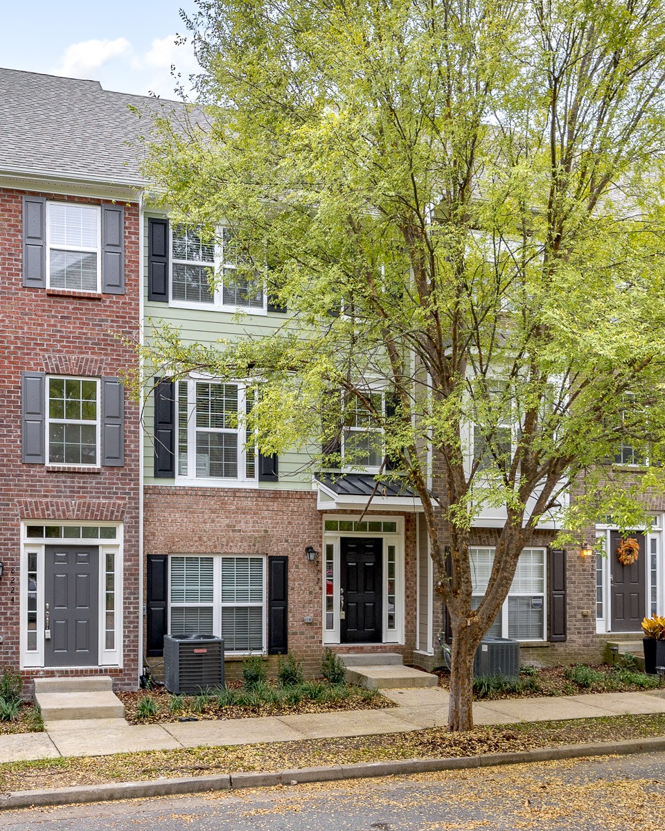 8222 Lenox Creekside Dr — photo