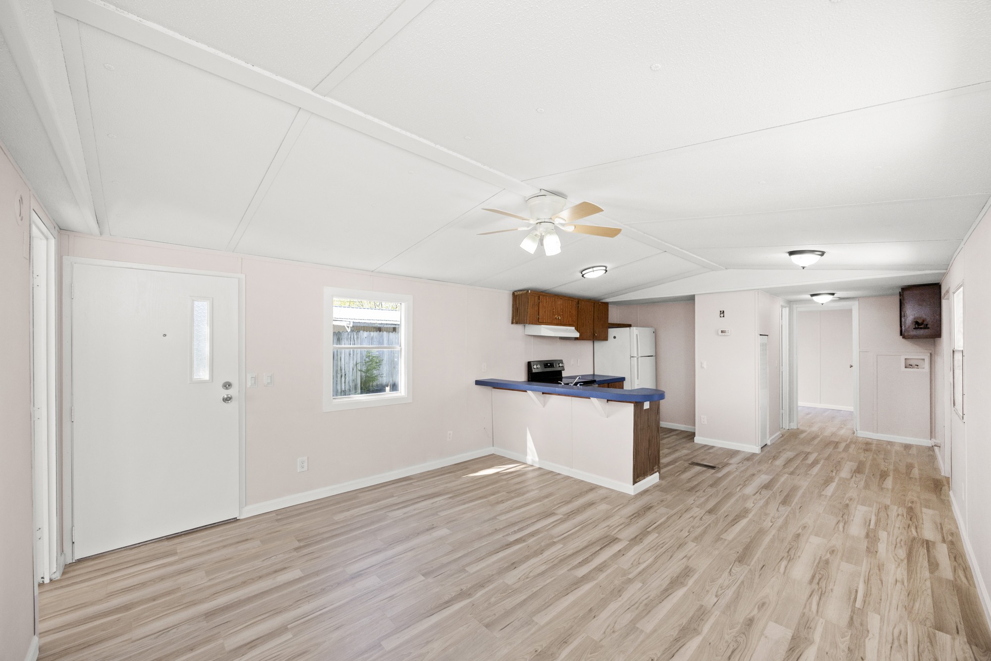 223 Hurricane Cir — photo